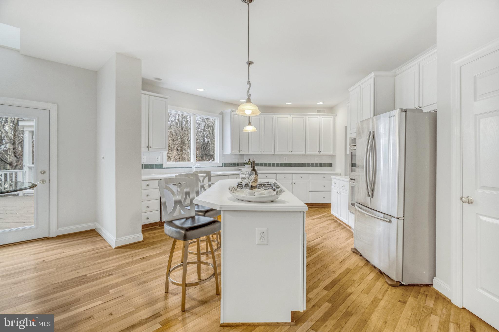 HUNTER MILL ESTATES - Residential