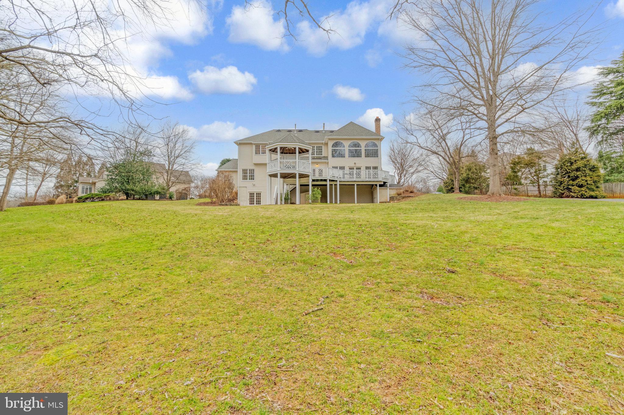 HUNTER MILL ESTATES - Residential