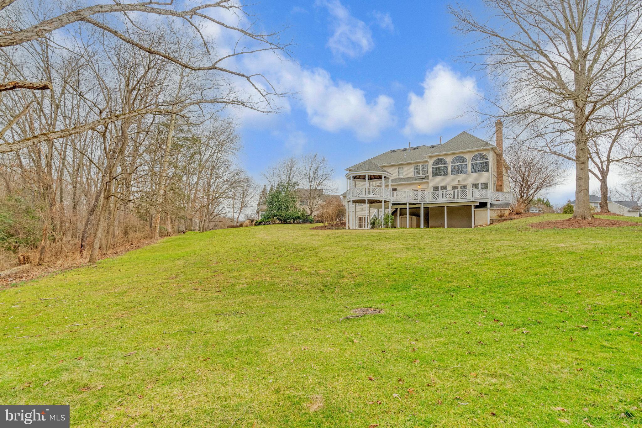 HUNTER MILL ESTATES - Residential