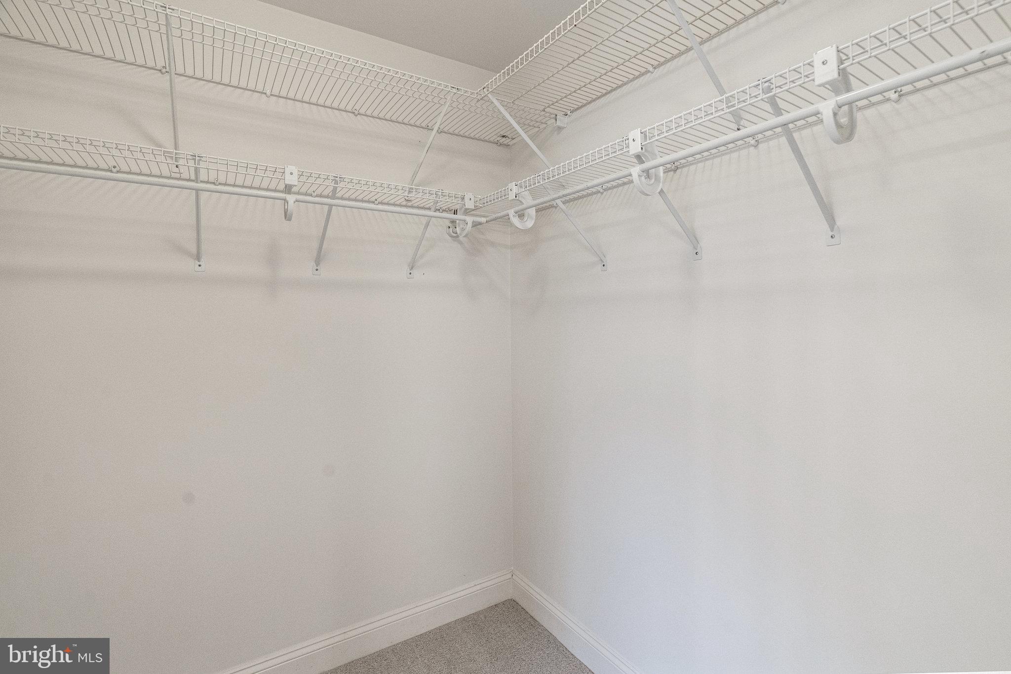 HUNTER MILL ESTATES - Residential