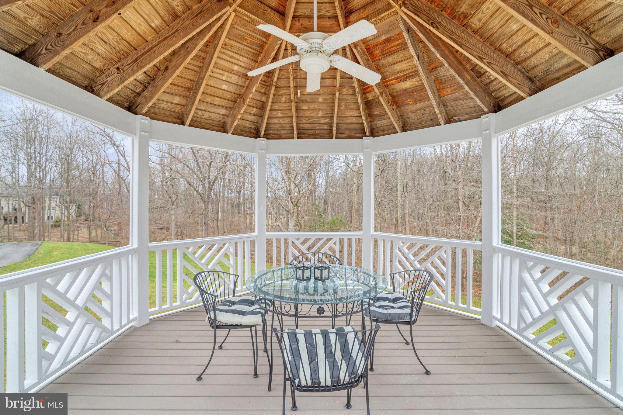 HUNTER MILL ESTATES - Residential