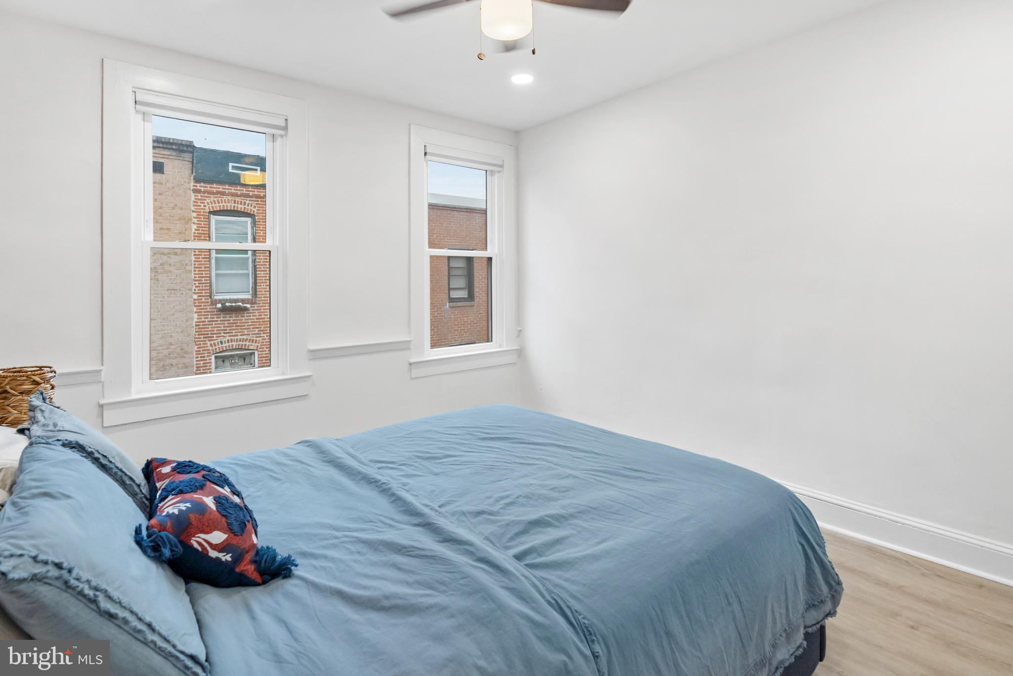 LOCUST POINT - Residential