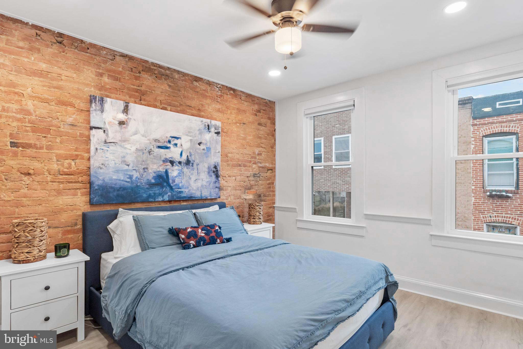 LOCUST POINT - Residential