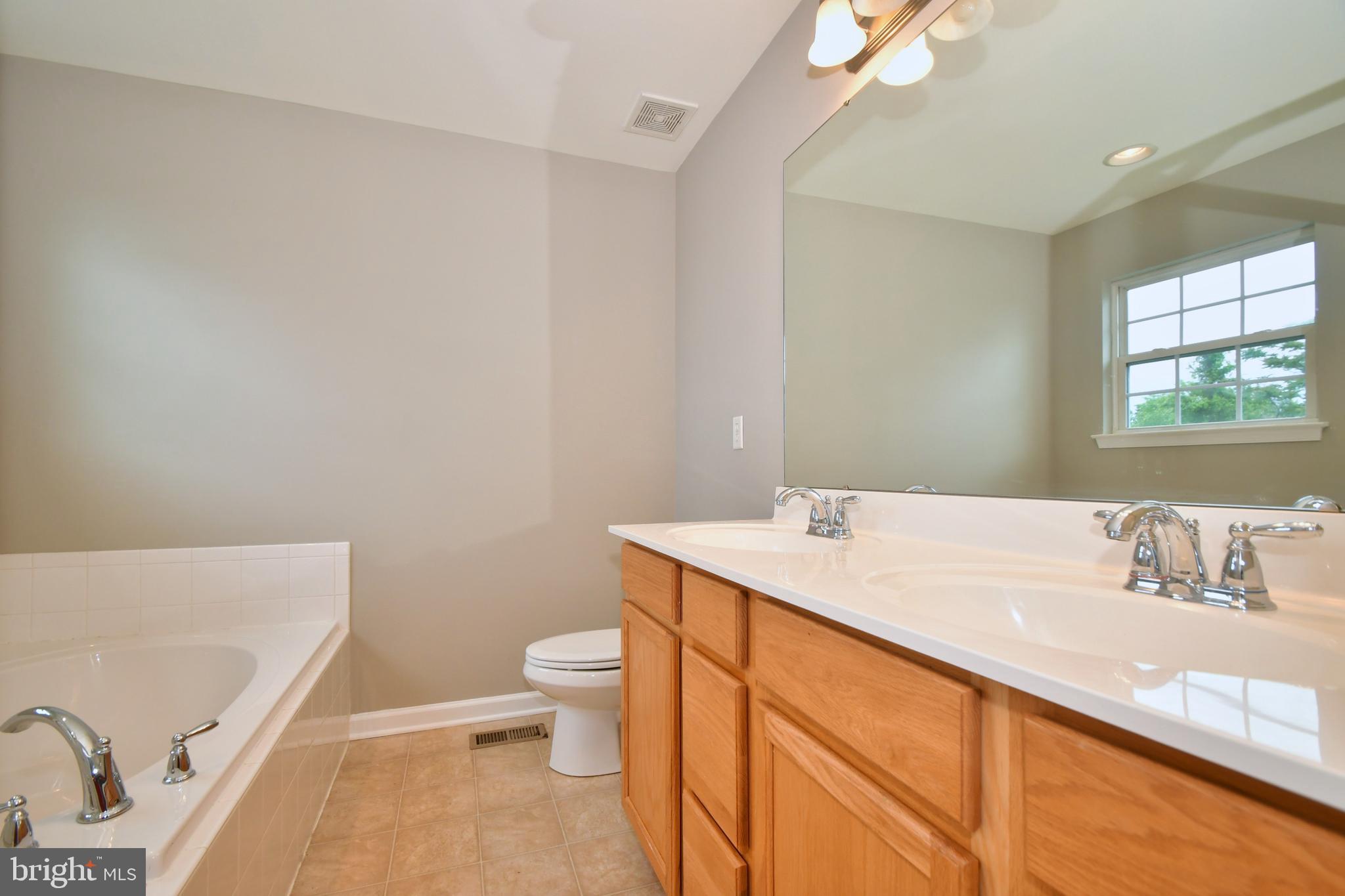 BRITTANY QUARTERS - Residential