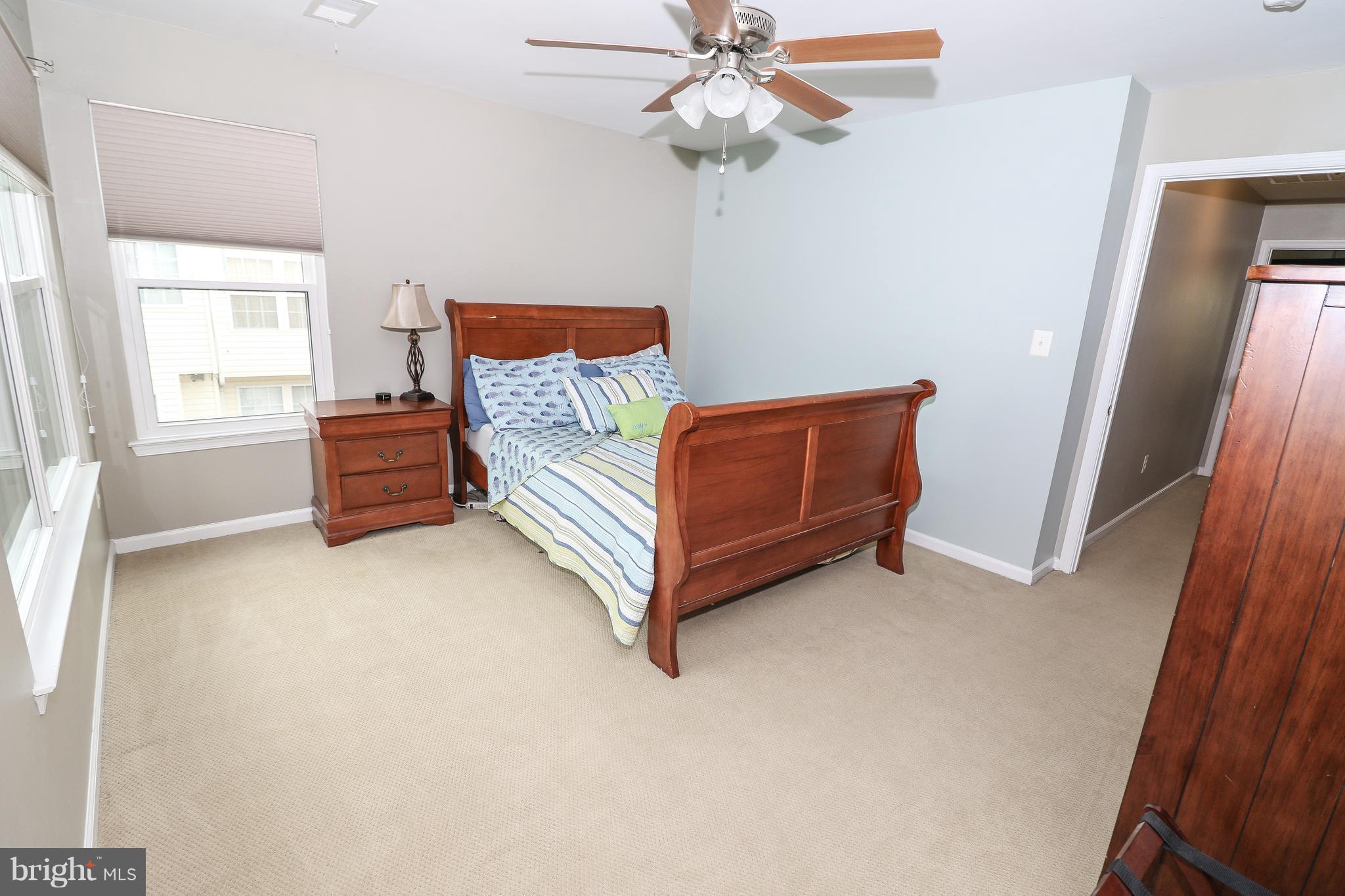 MCNAIR FARMS LANDBAY - Residential