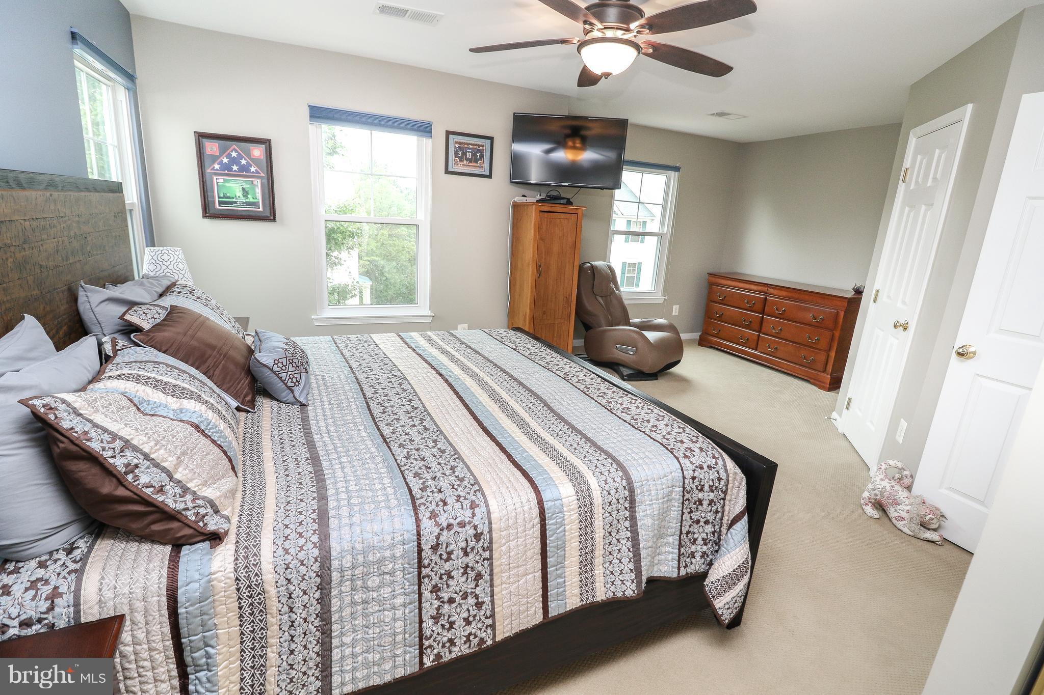 MCNAIR FARMS LANDBAY - Residential