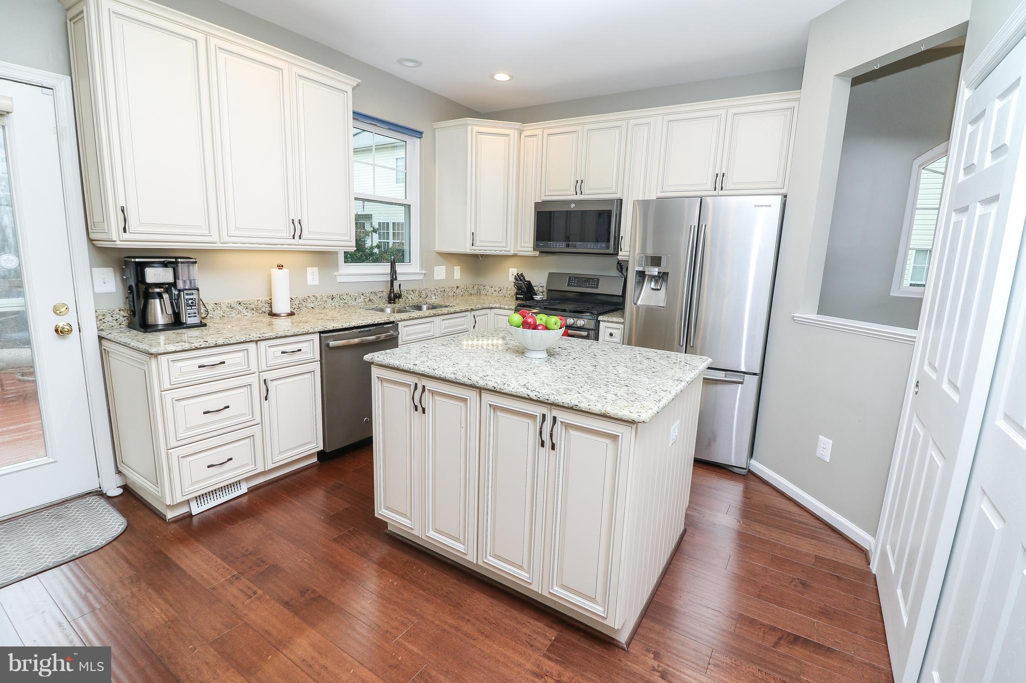 MCNAIR FARMS LANDBAY - Residential