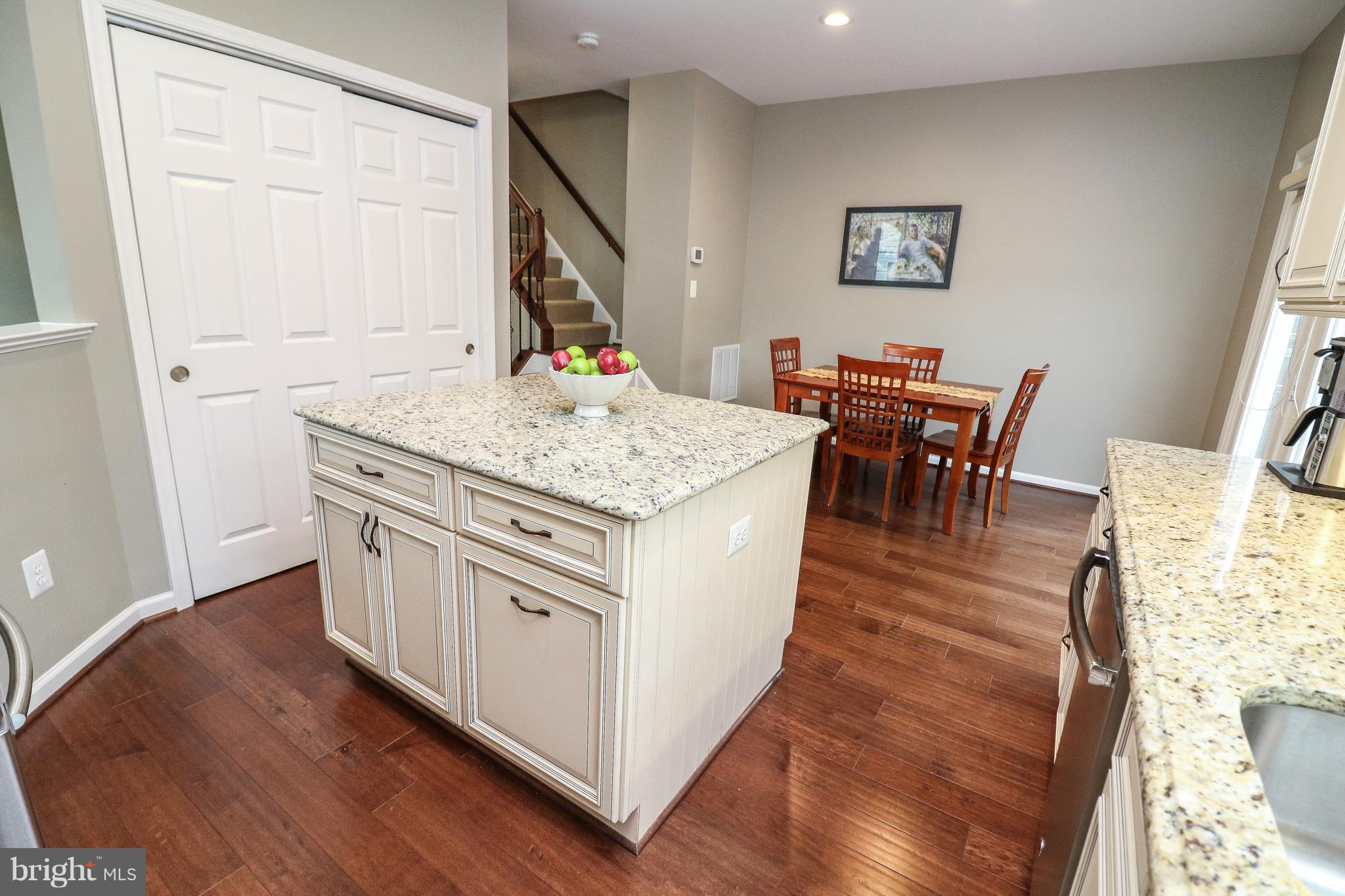 MCNAIR FARMS LANDBAY - Residential