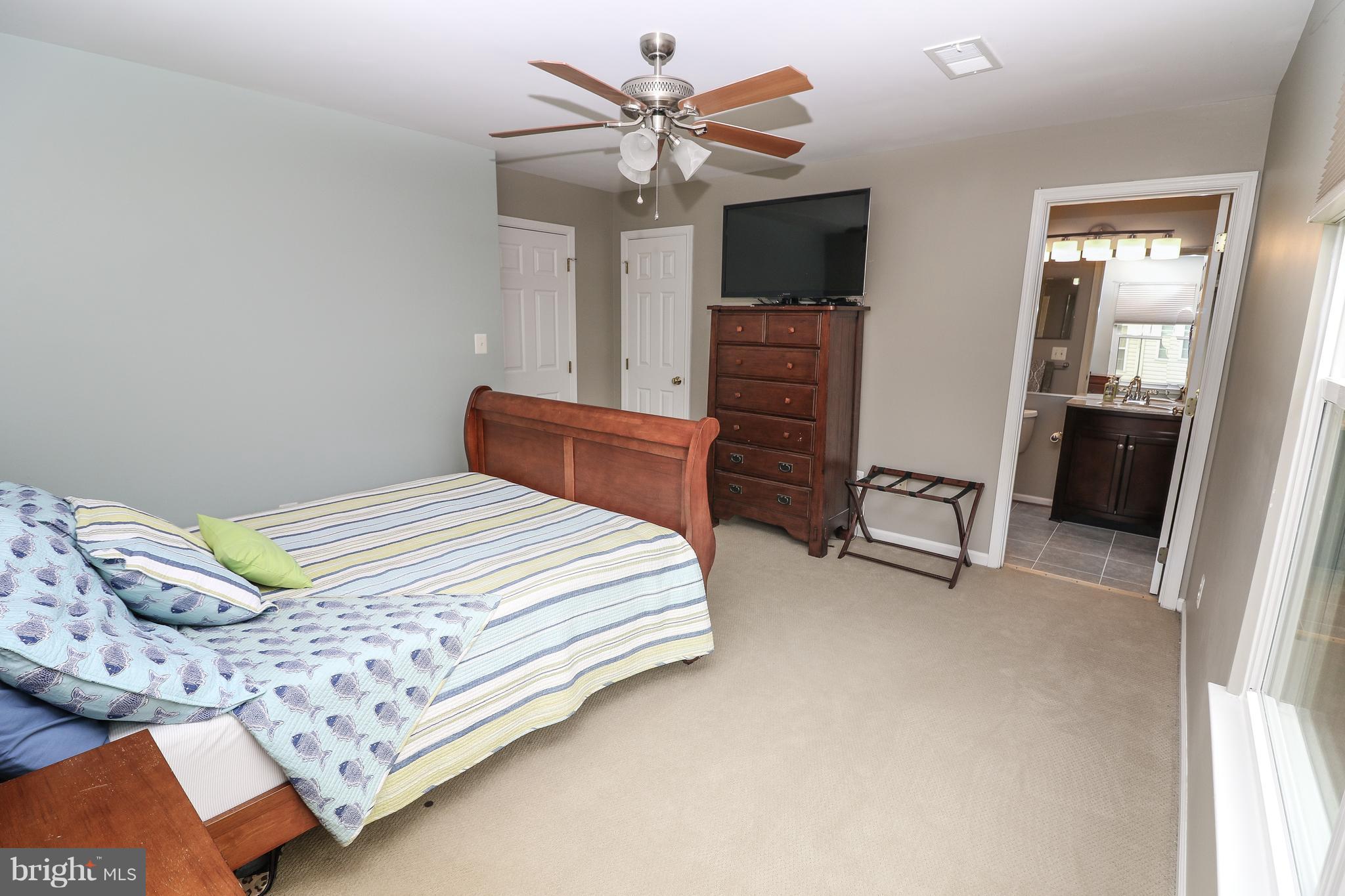 MCNAIR FARMS LANDBAY - Residential