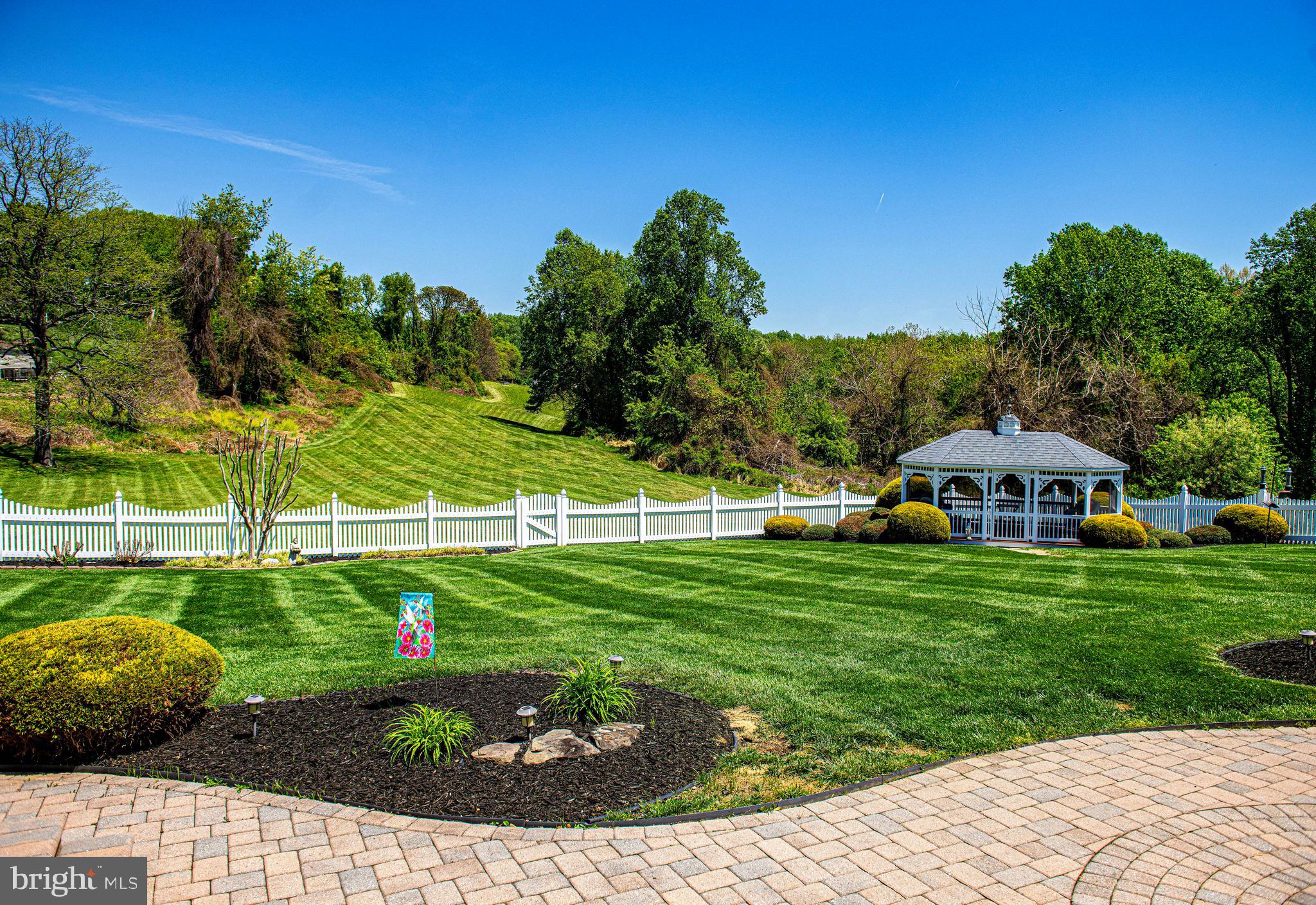 PLEASANT RIDGE - Residential