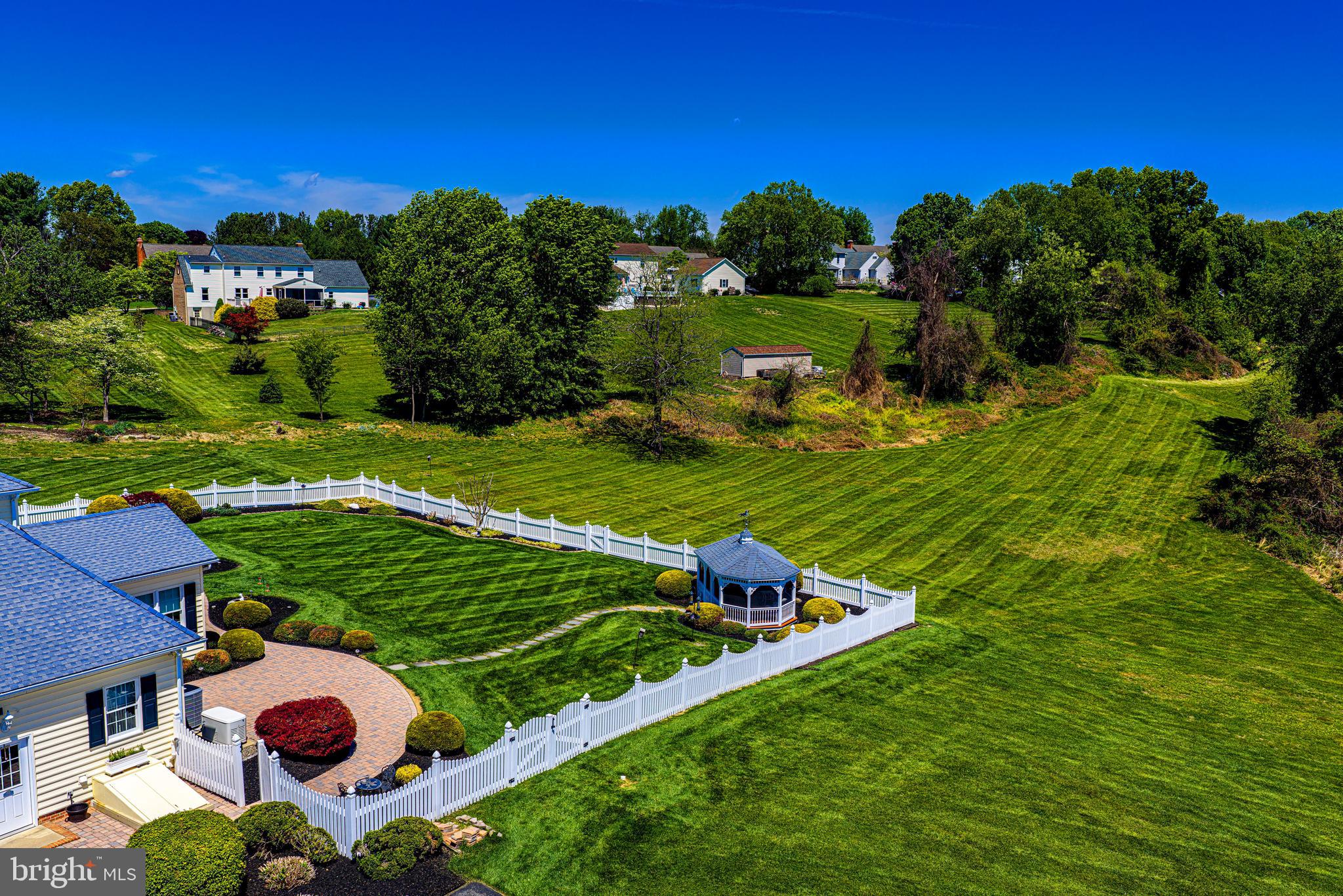 PLEASANT RIDGE - Residential
