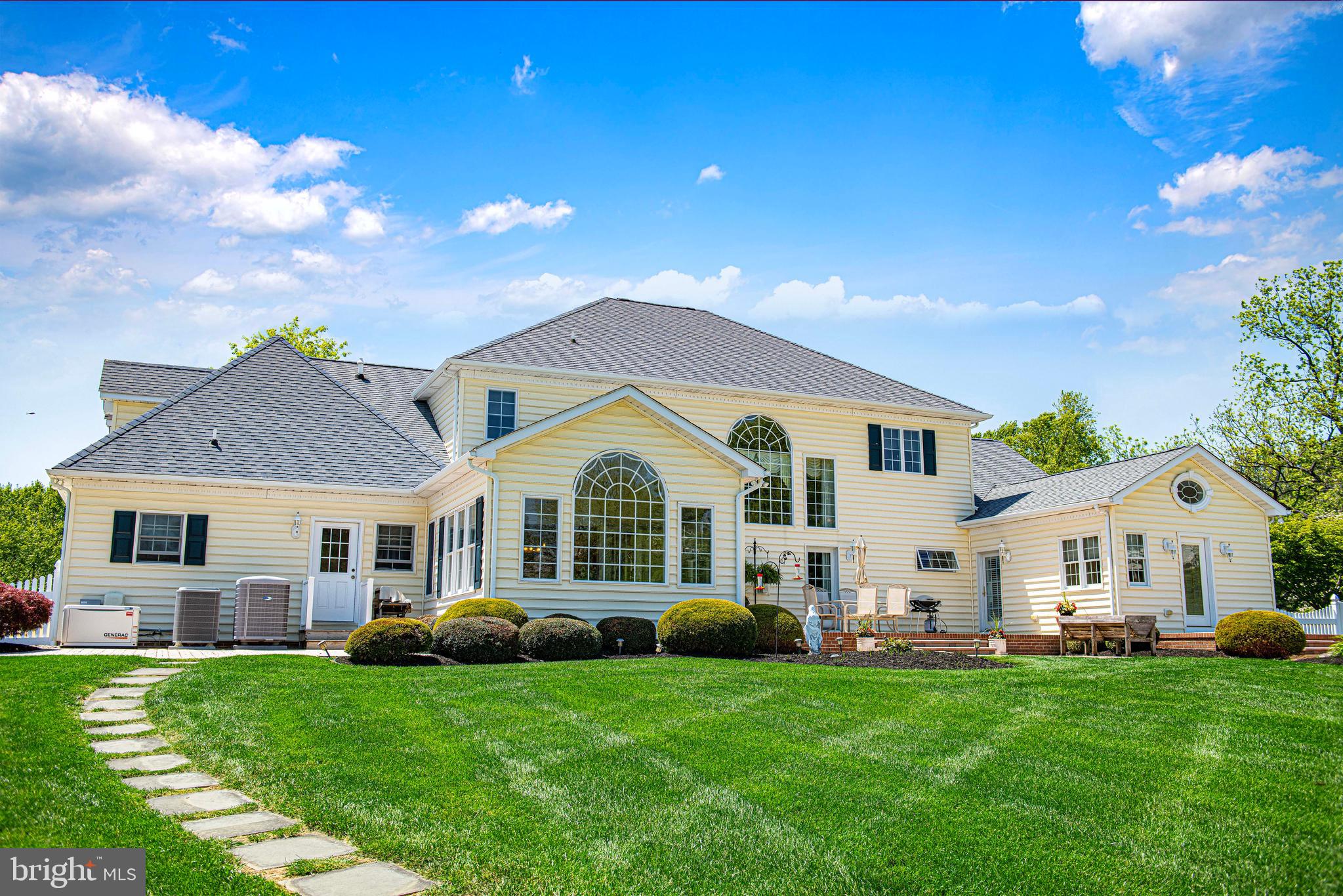 PLEASANT RIDGE - Residential