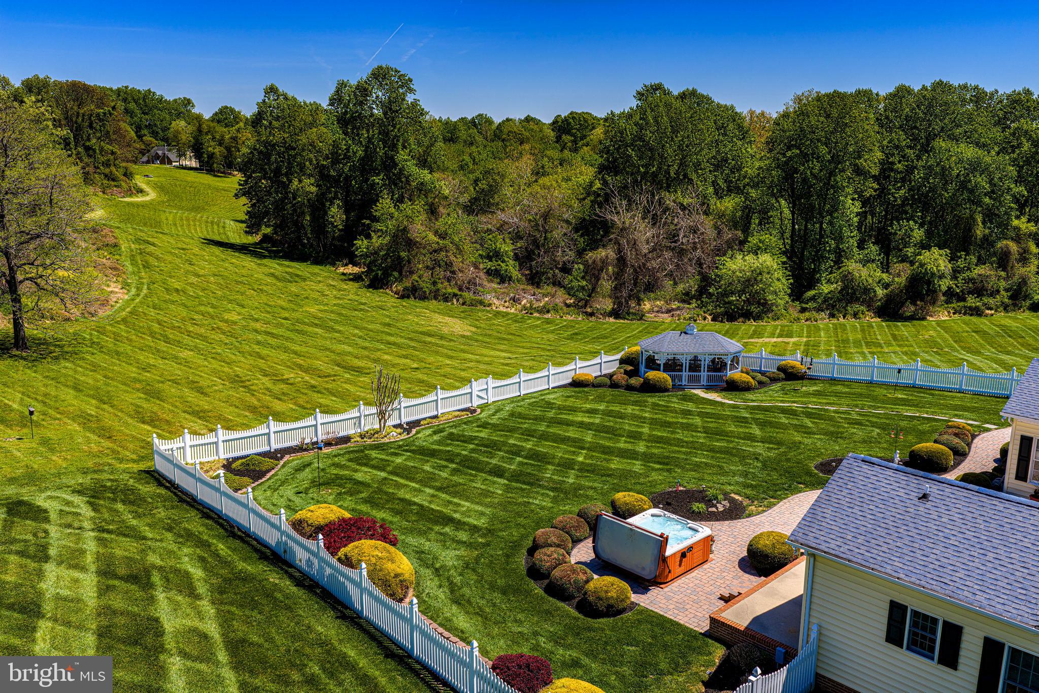 PLEASANT RIDGE - Residential