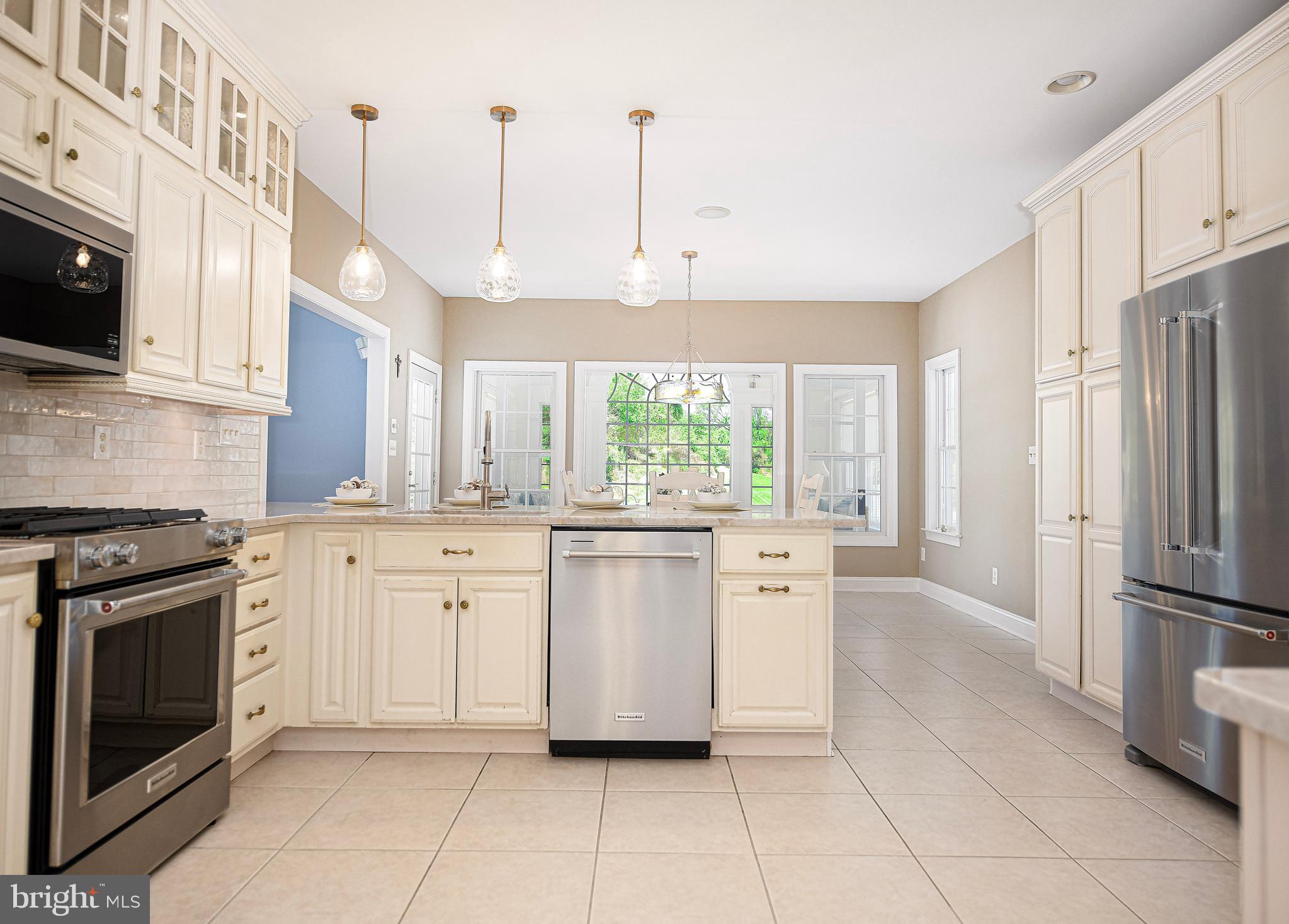 PLEASANT RIDGE - Residential