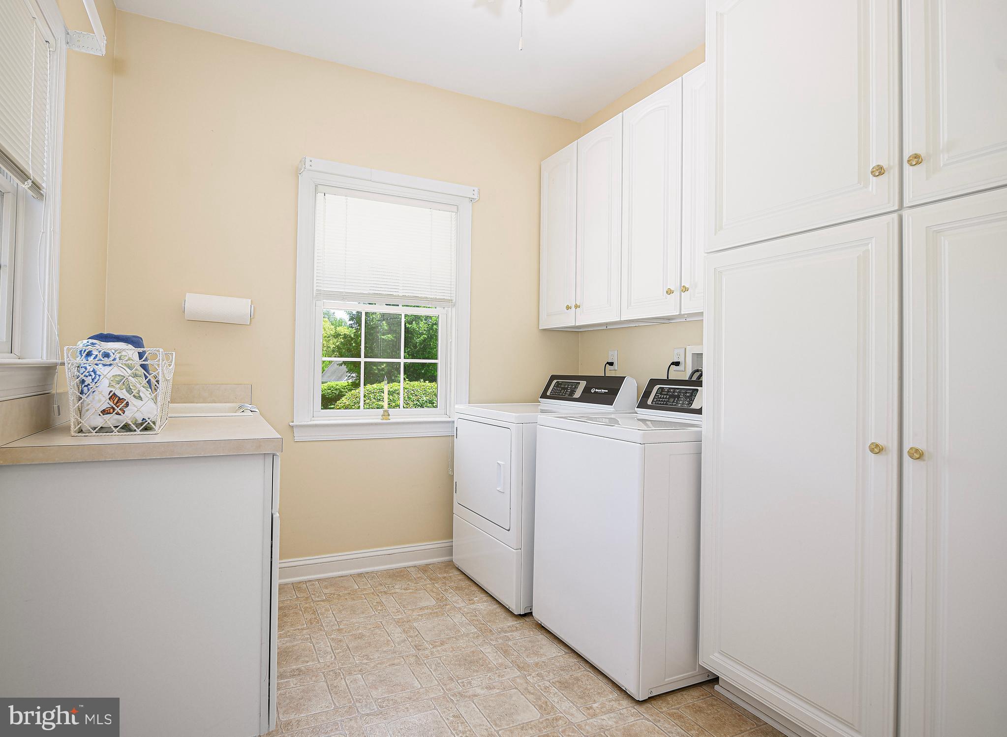 PLEASANT RIDGE - Residential