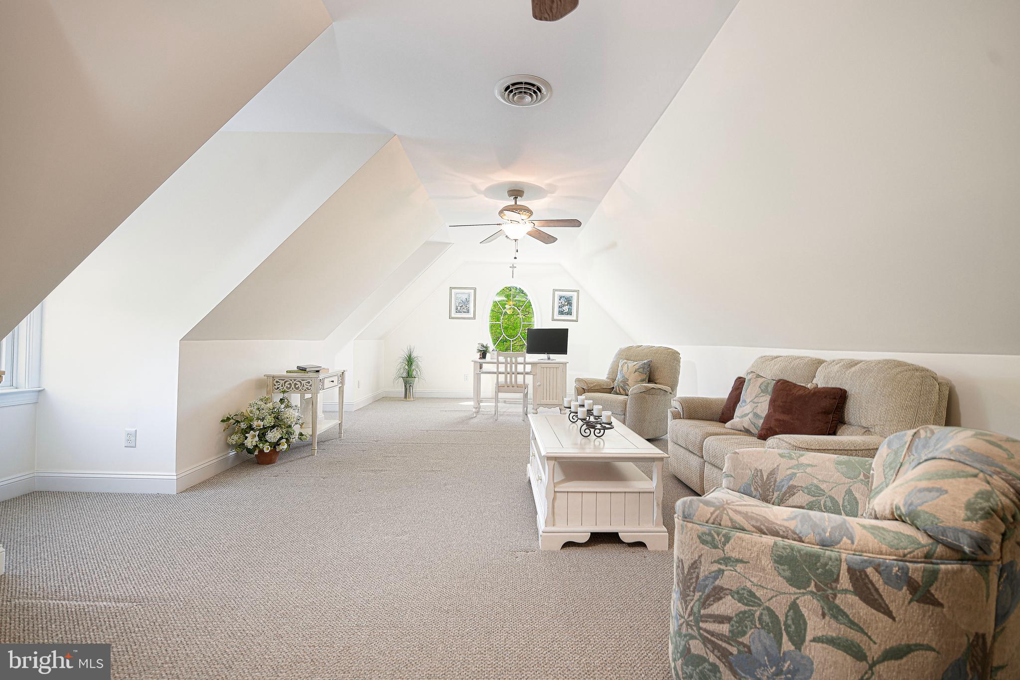 PLEASANT RIDGE - Residential