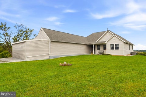 Homes For Sale - 1888 Uniontown Road<br/> Carroll County, WESTMINSTER, MD 21158