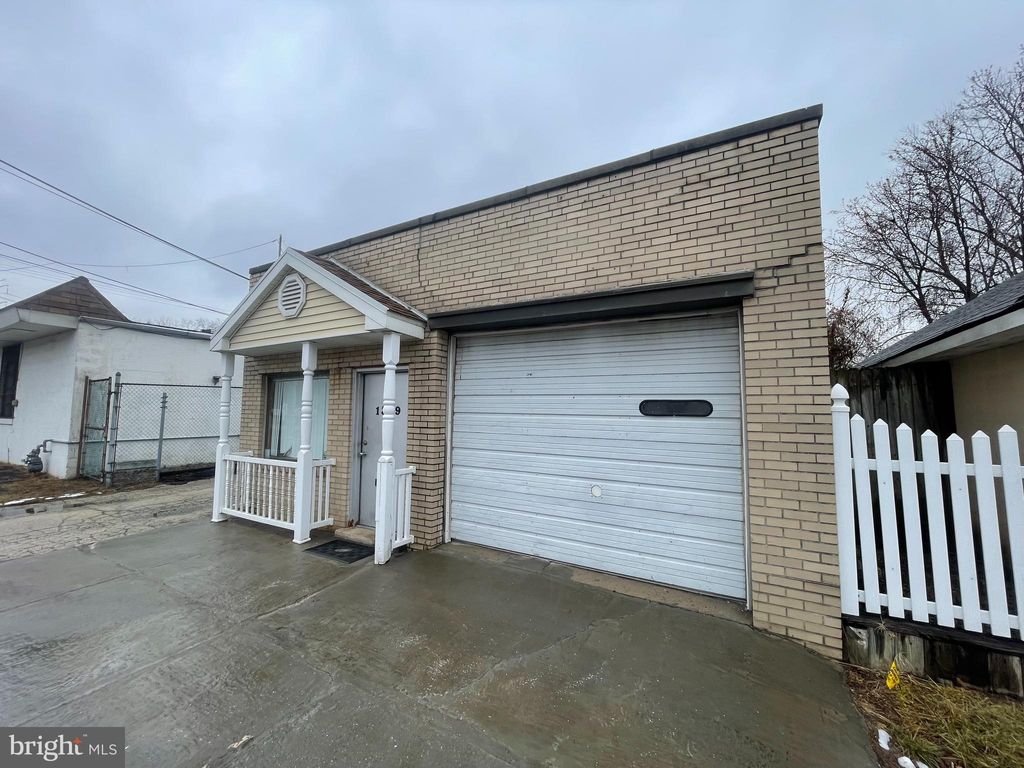 Photo of 1309 Eddystone Avenue, CRUM LYNNE, PA 19022 (MLS # PADE2093350)