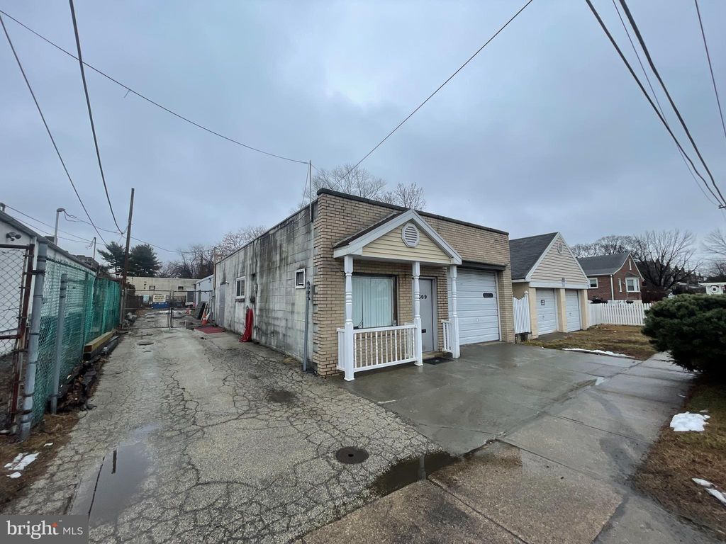 Photo of 1309 Eddystone Avenue, CRUM LYNNE, PA 19022 (MLS # PADE2093350)