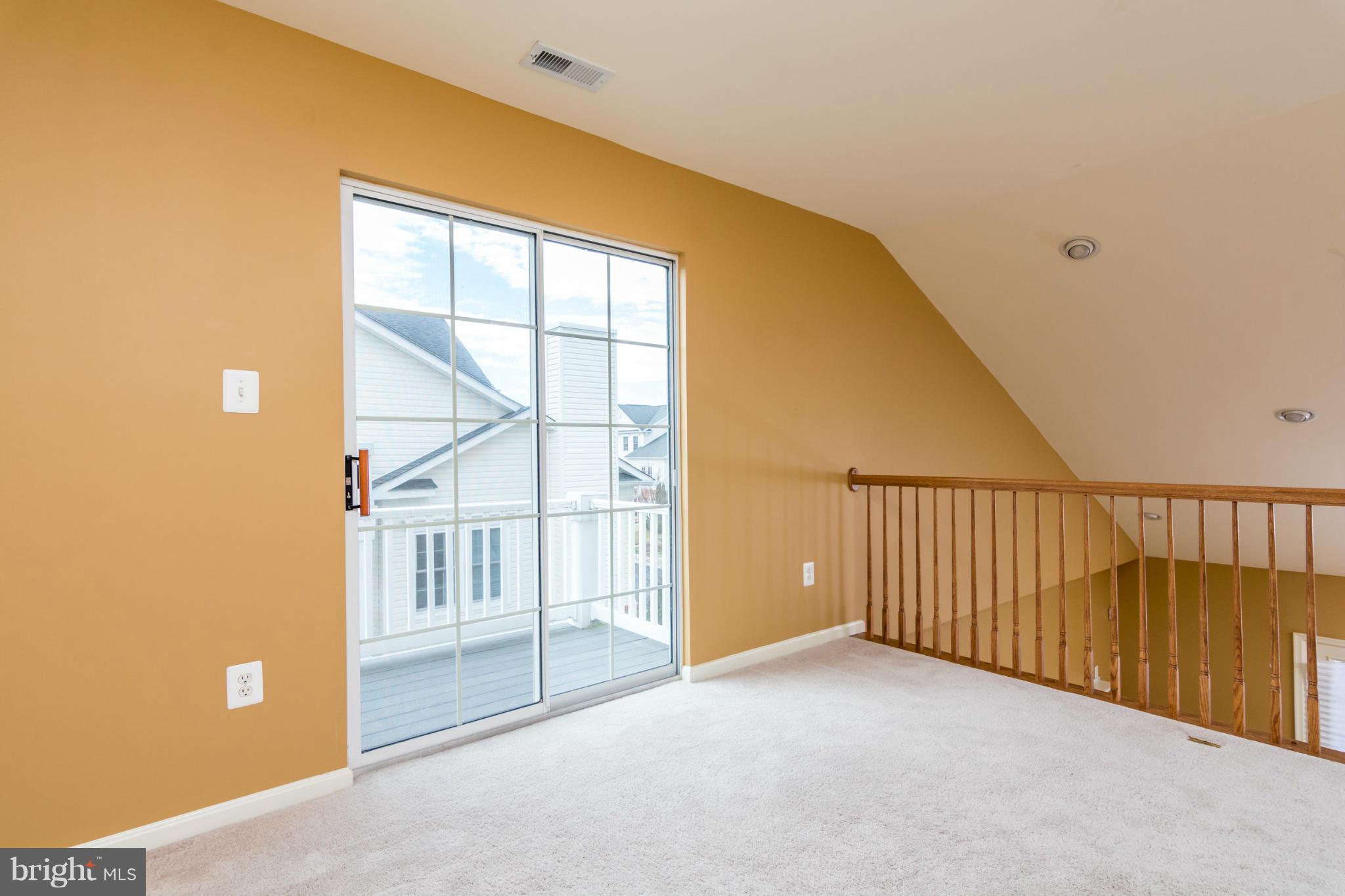 SEVEN OAKS - Residential