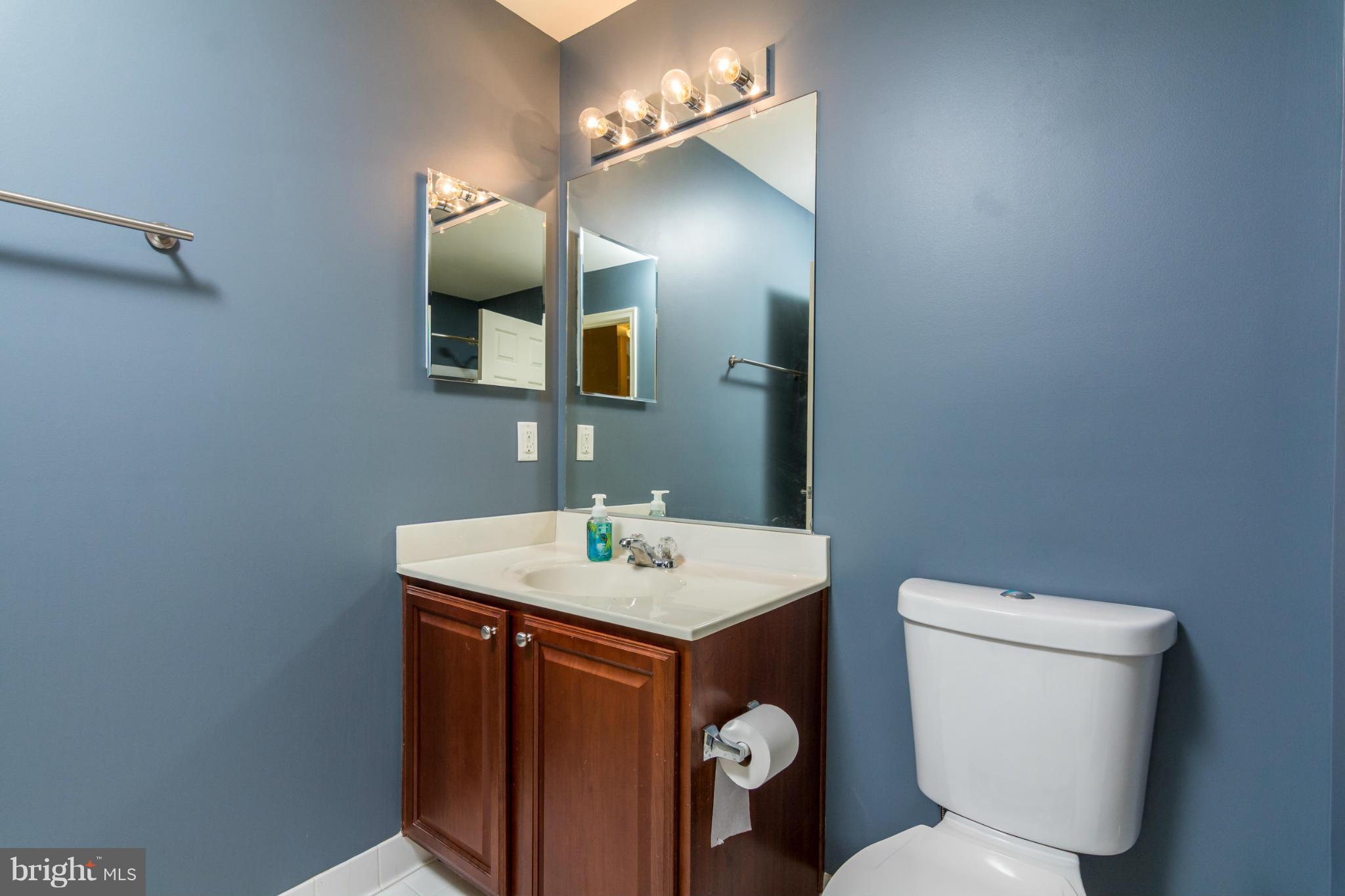 SEVEN OAKS - Residential