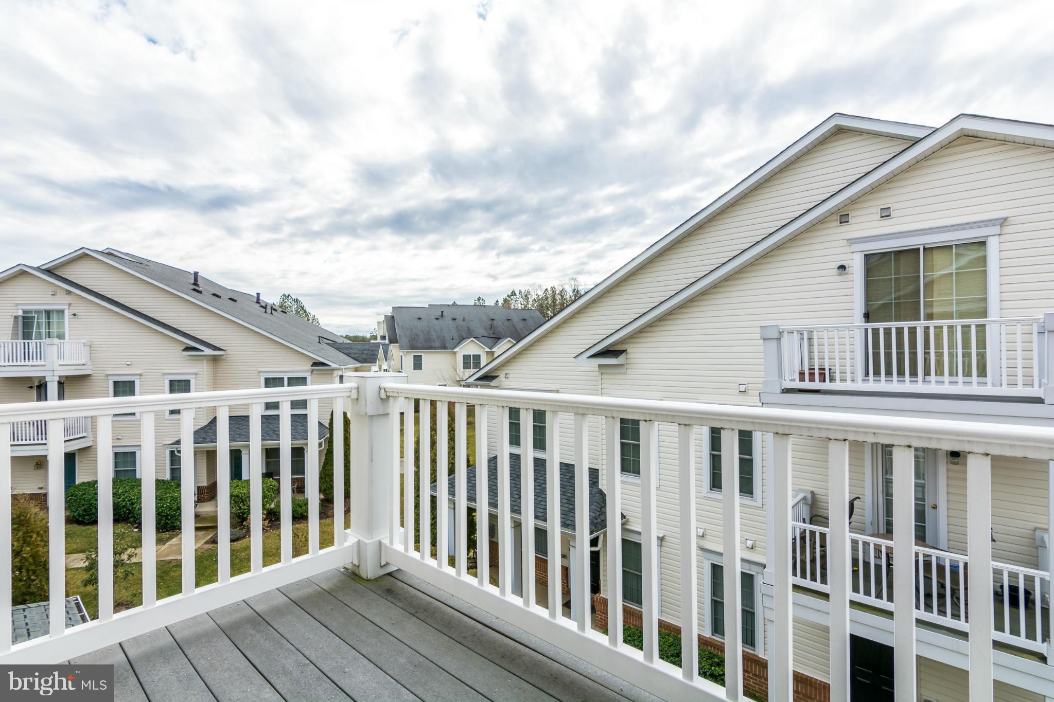 SEVEN OAKS - Residential