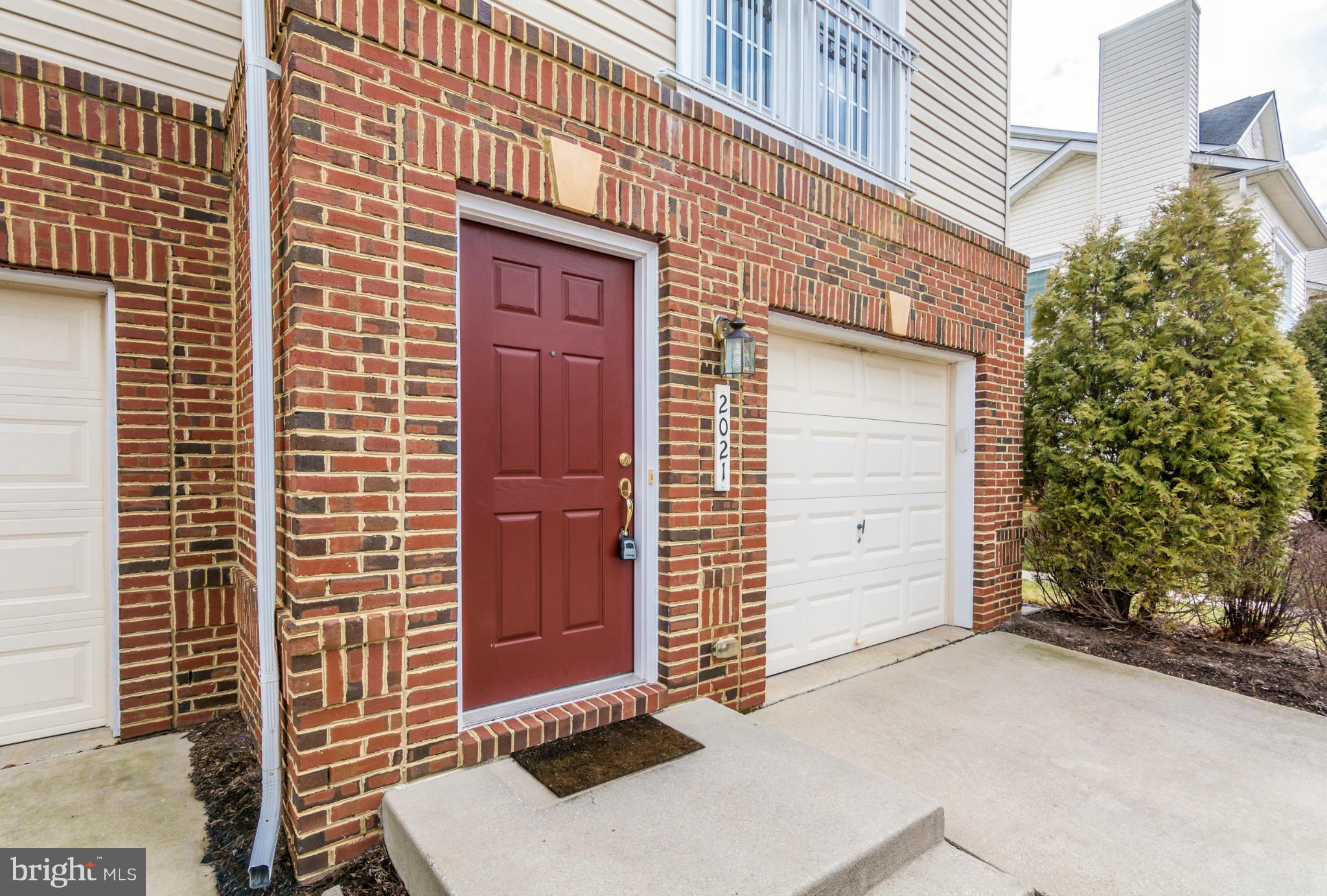 SEVEN OAKS - Residential