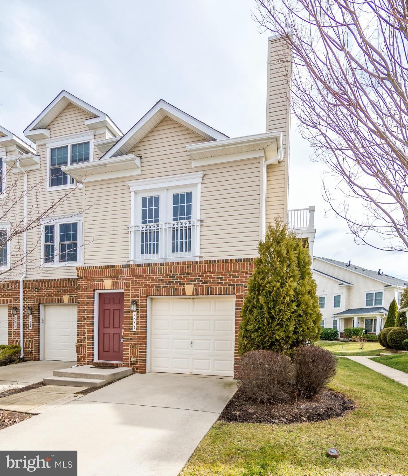 SEVEN OAKS - Residential