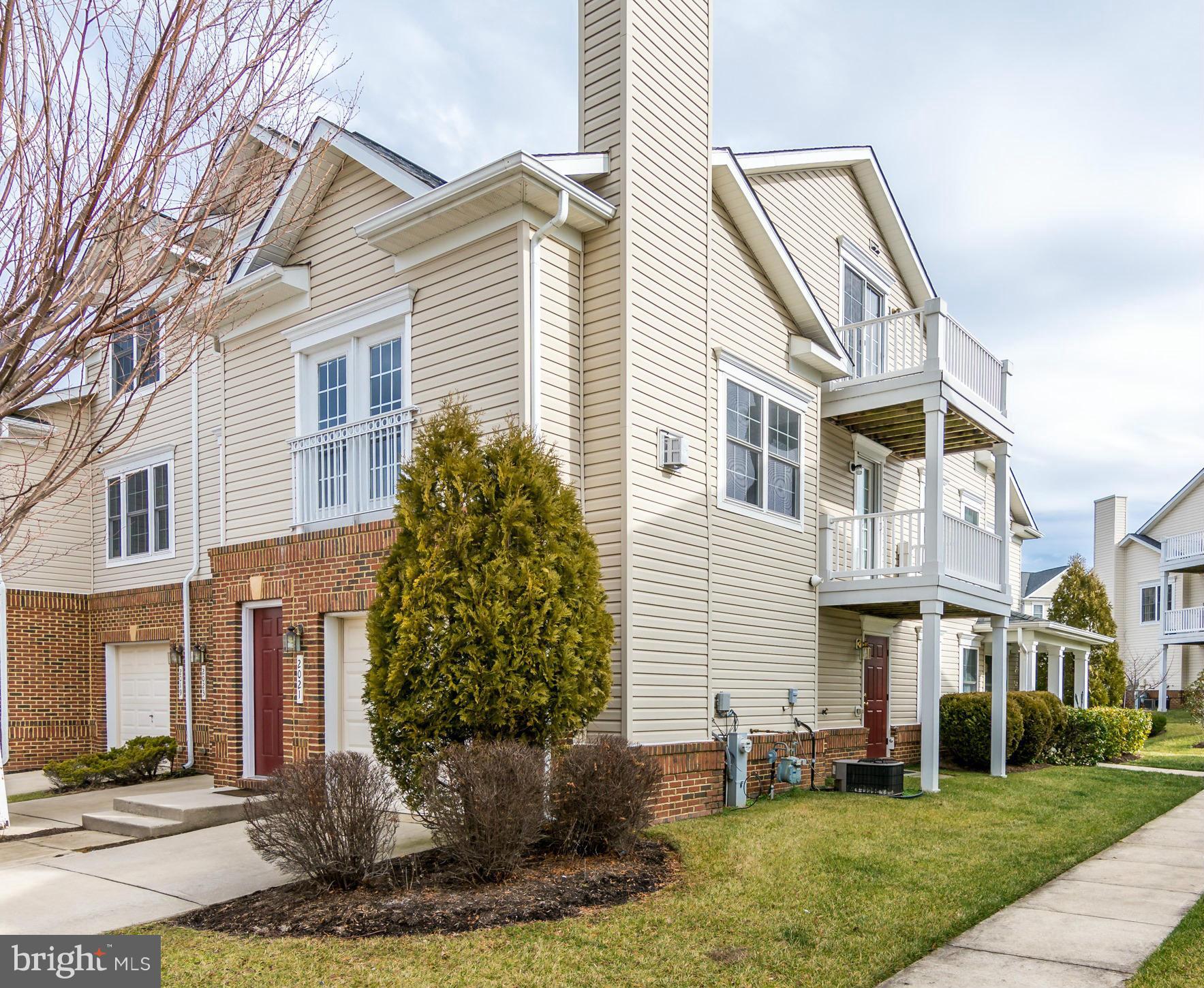 SEVEN OAKS - Residential