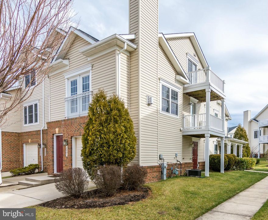 Beautiful Move-In Ready townhouse/condo w/ garage!  Kitchen includes 42" cherry cabinets, SS appls, ceramic floor, pantry, and door to covered balcony.  2 Master Suites + Loft (poss 3rd BR), Walk-in Closet, soaking tub, open loft with closet & balcony, gas FP, conditioned climate control storage rm behind garage + utility rm.  Minutes to FT Meade & MARC rail. Comm pools, clubhouse,etc!