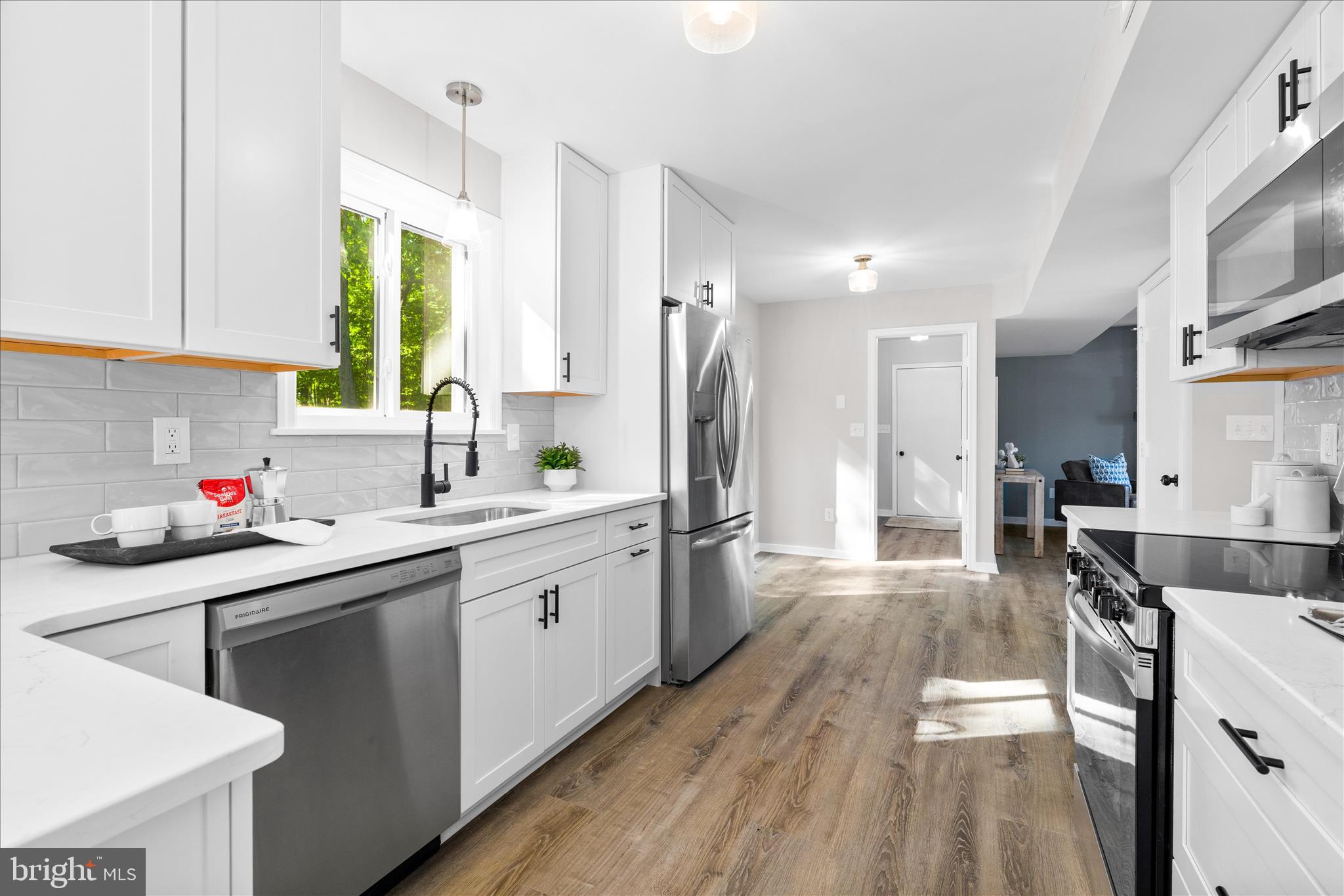 ENGLANDTOWNE - Residential