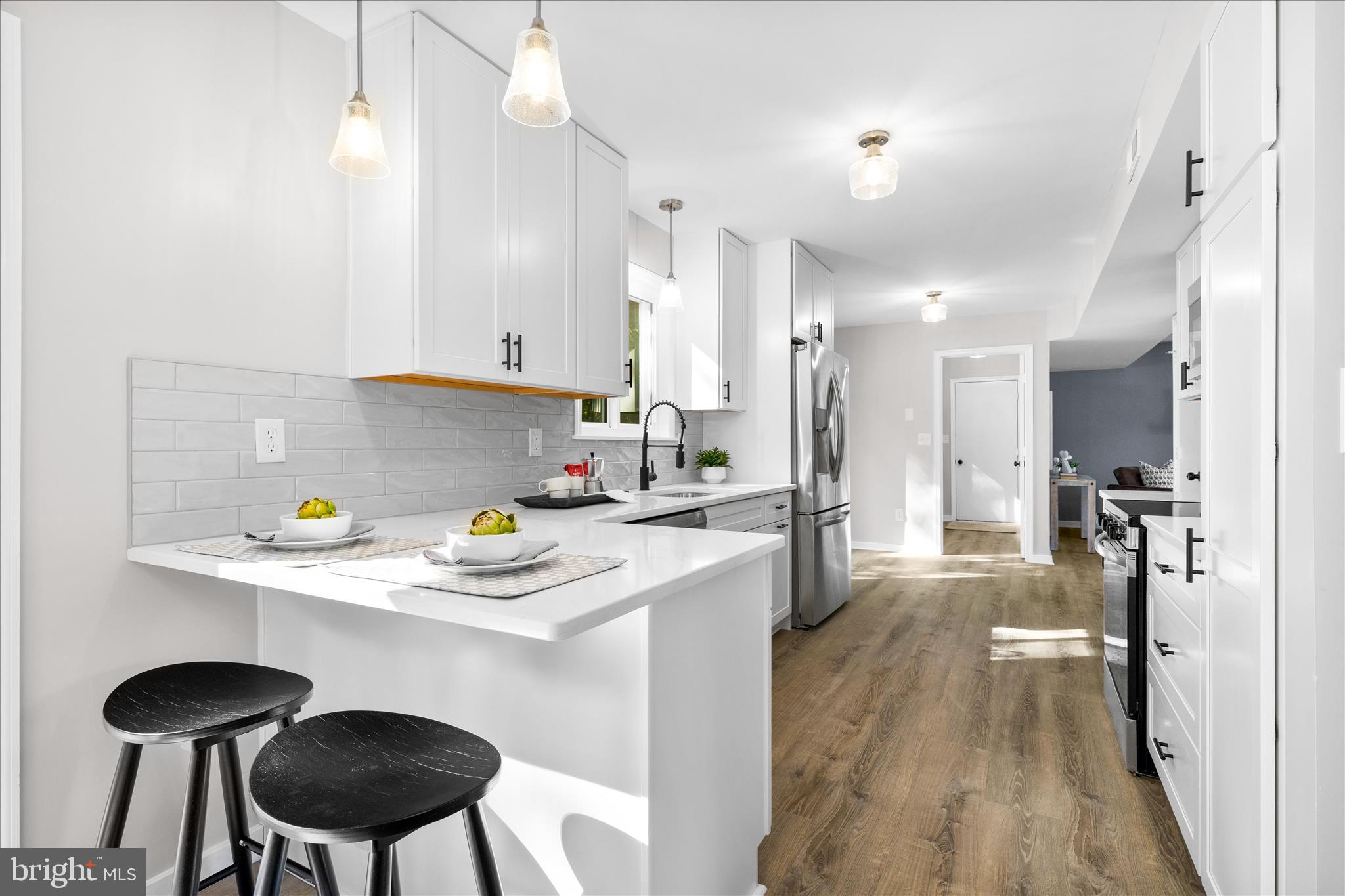 ENGLANDTOWNE - Residential