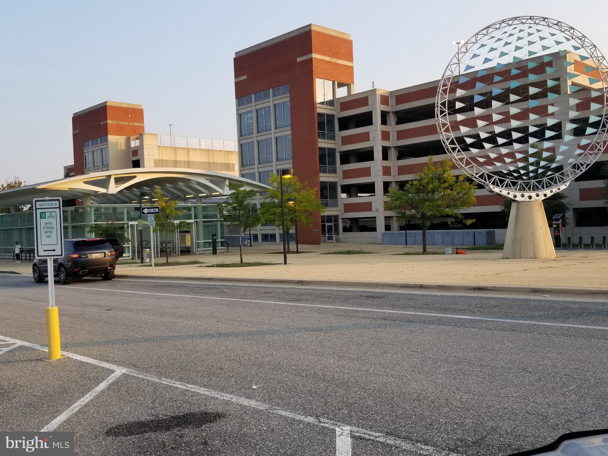 GLENARDEN WOODS - Residential