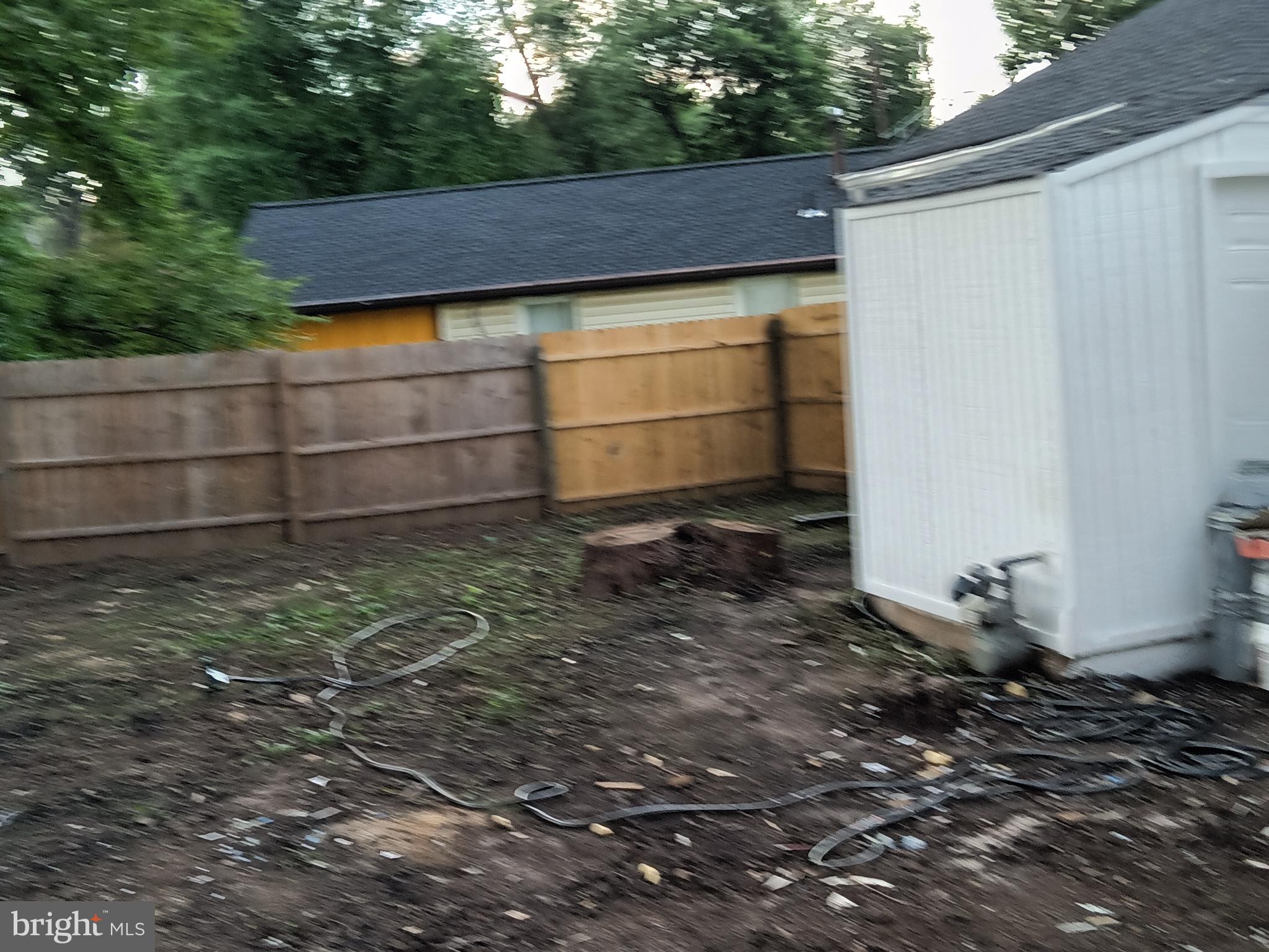 GLENARDEN WOODS - Residential