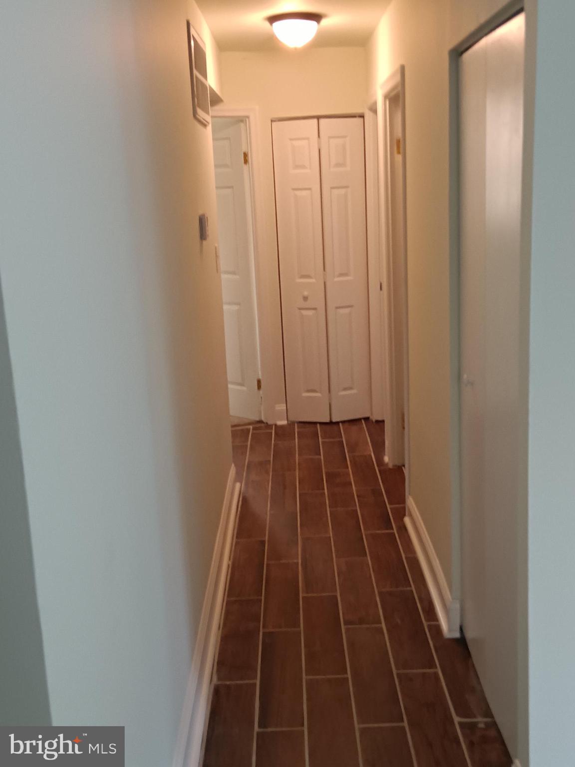 GLENARDEN WOODS - Residential