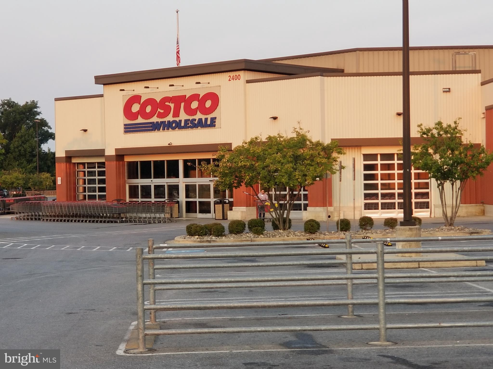 GLENARDEN WOODS - Residential