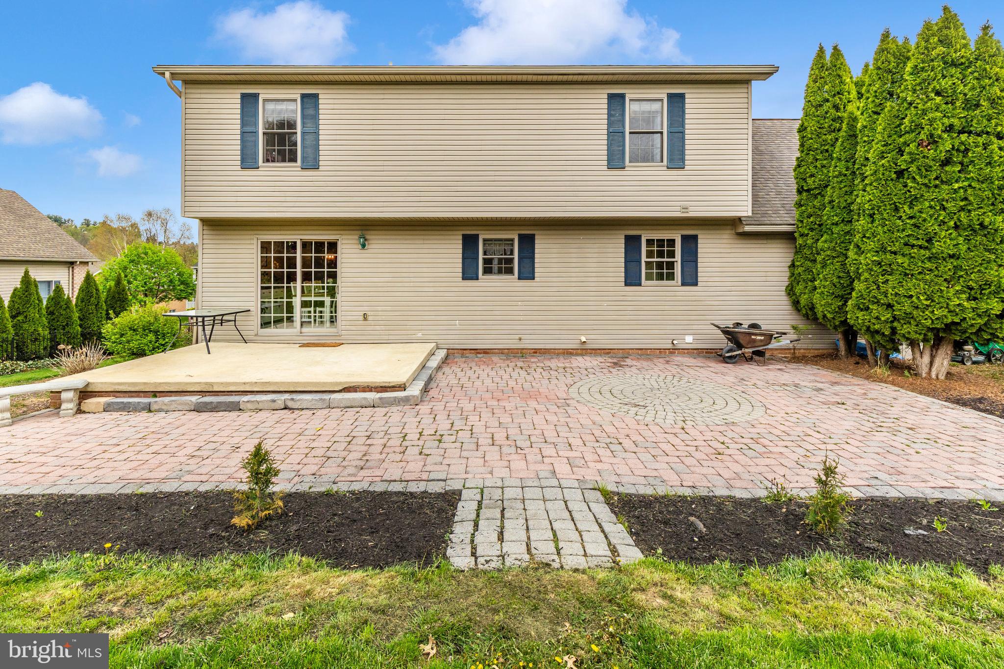 MOUNTAIN VIEW TERRACE - Residential