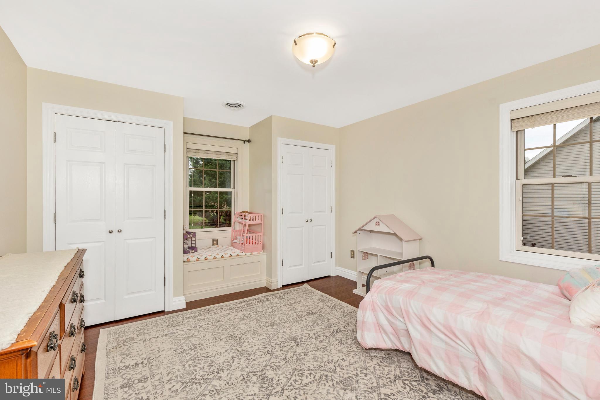 MOUNTAIN VIEW TERRACE - Residential