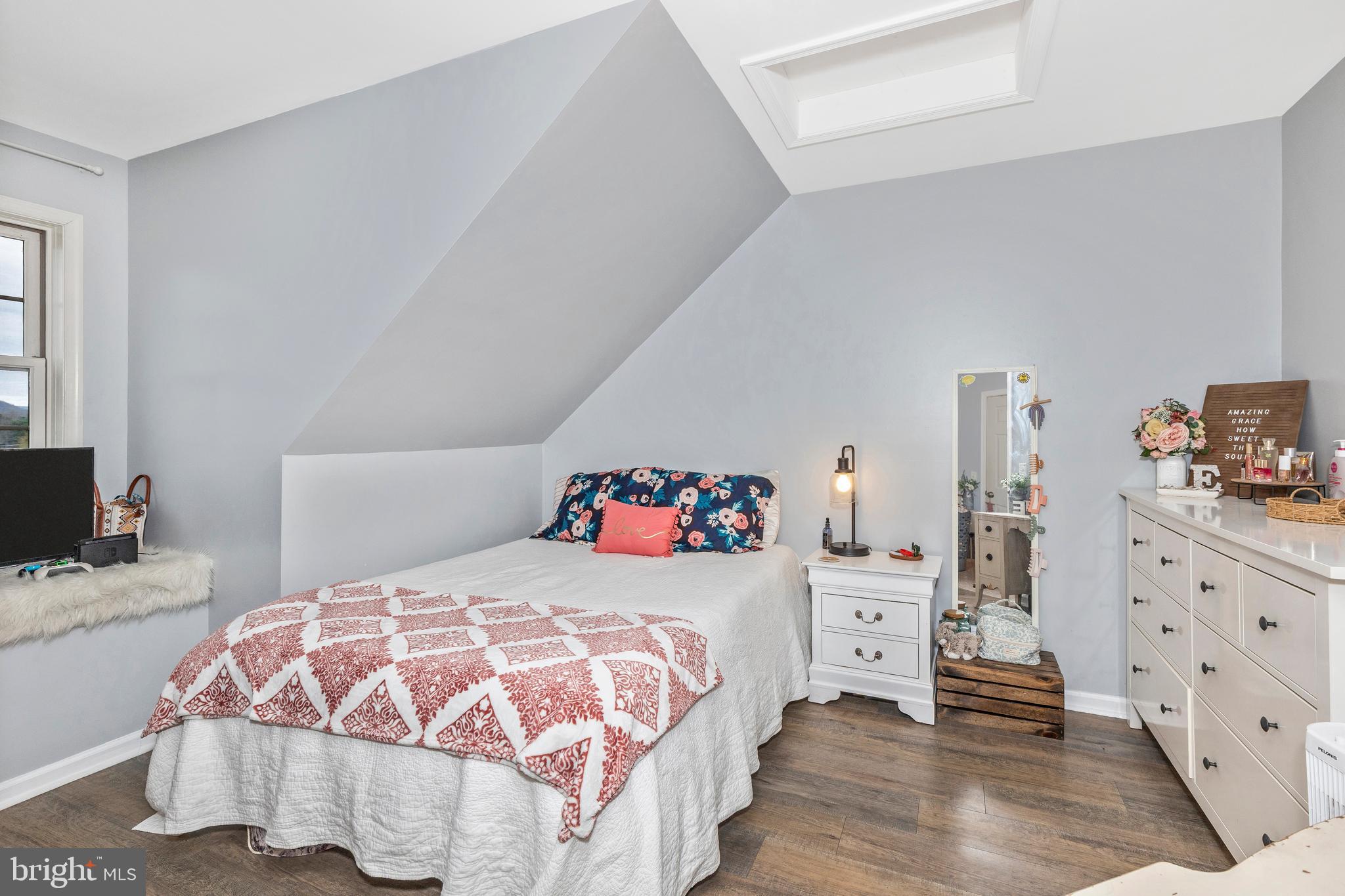 MOUNTAIN VIEW TERRACE - Residential