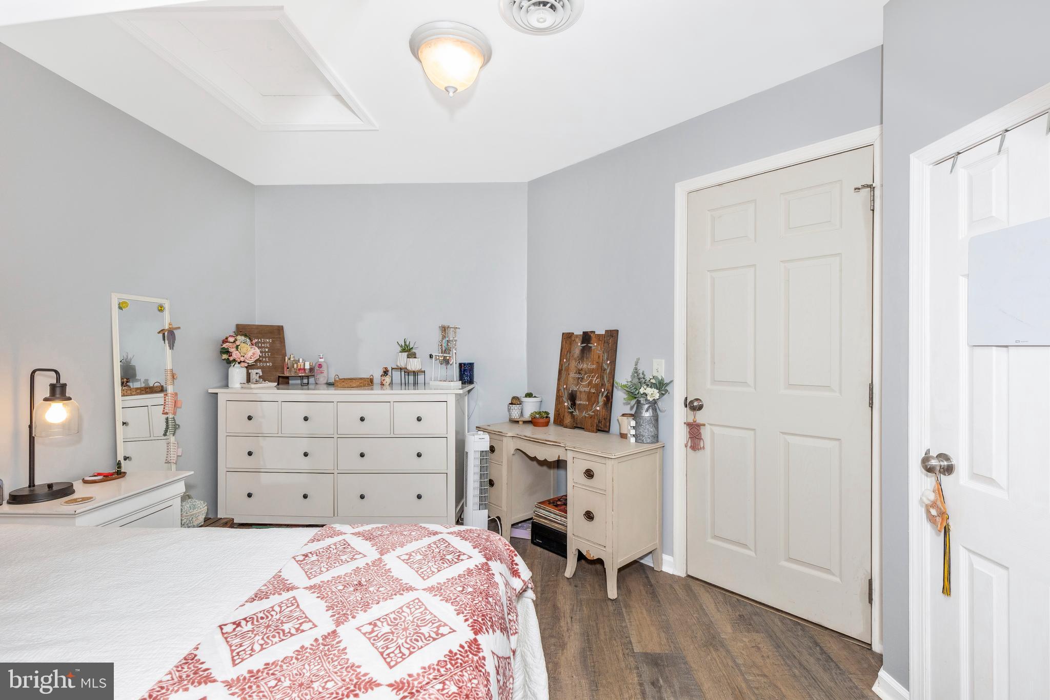 MOUNTAIN VIEW TERRACE - Residential