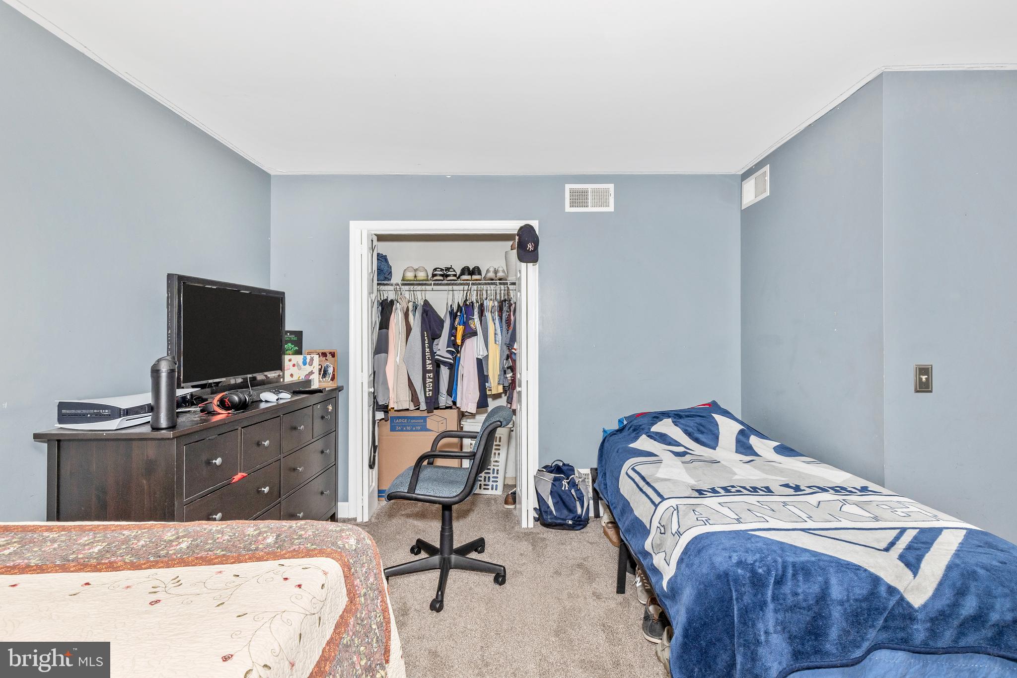 MOUNTAIN VIEW TERRACE - Residential