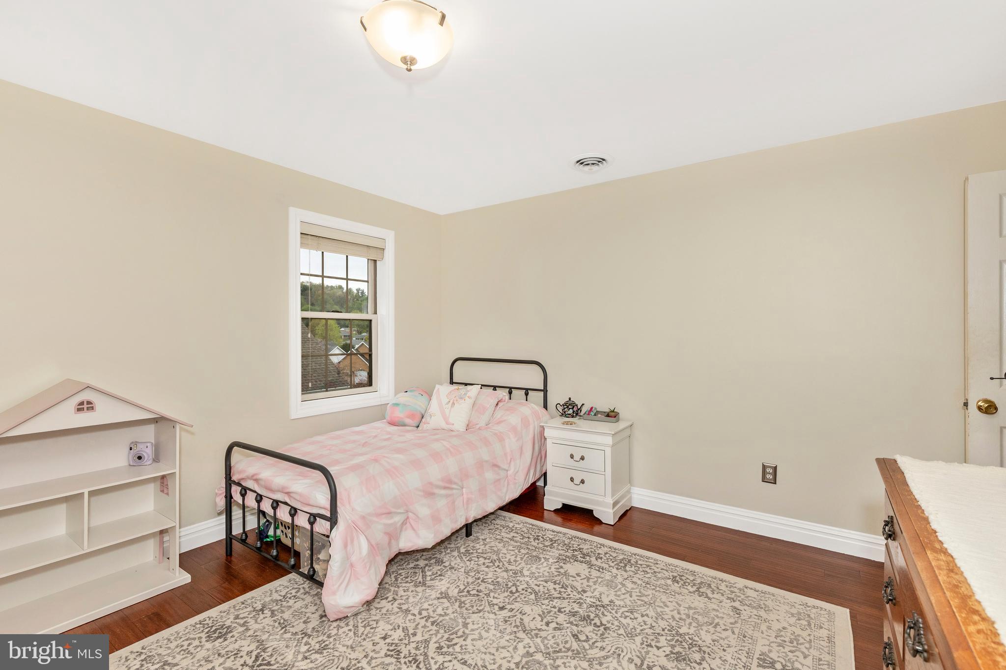 MOUNTAIN VIEW TERRACE - Residential