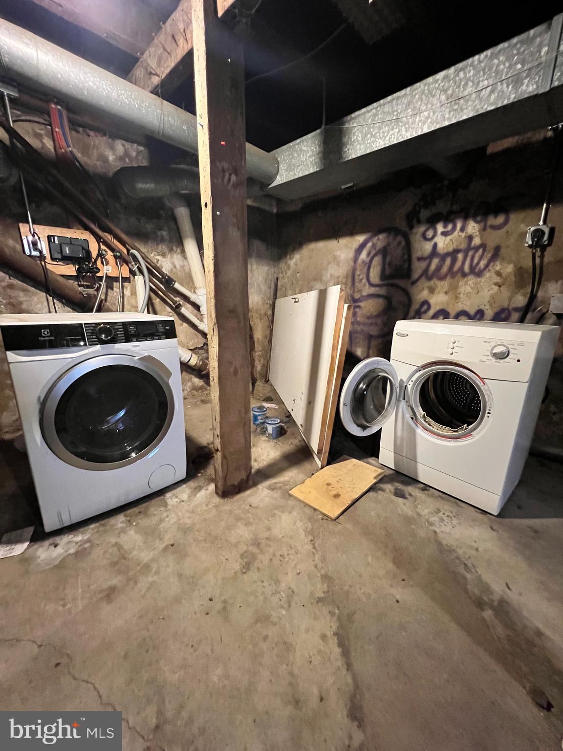 FITLER SQUARE - Residential Lease