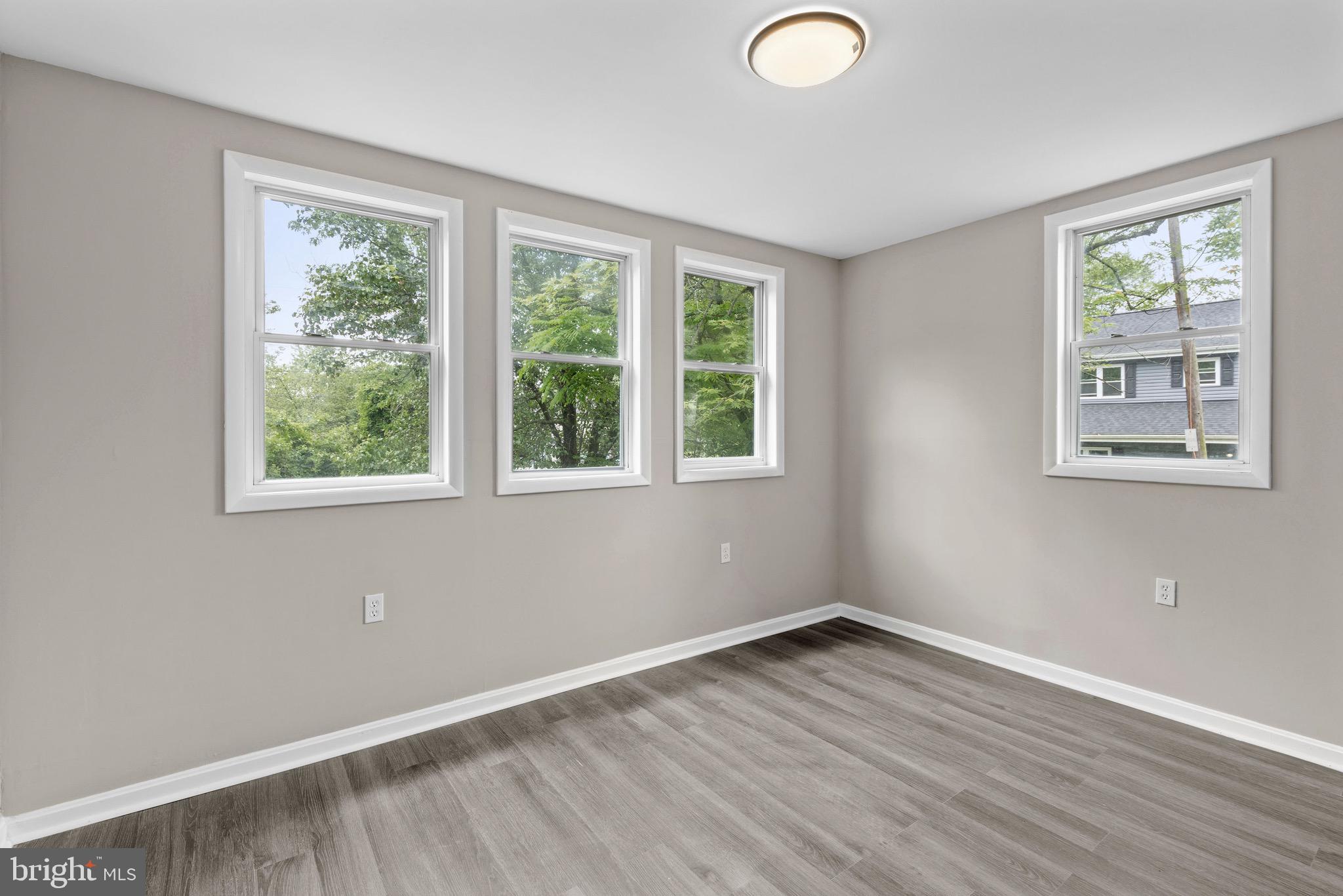 OVERLEA - Residential