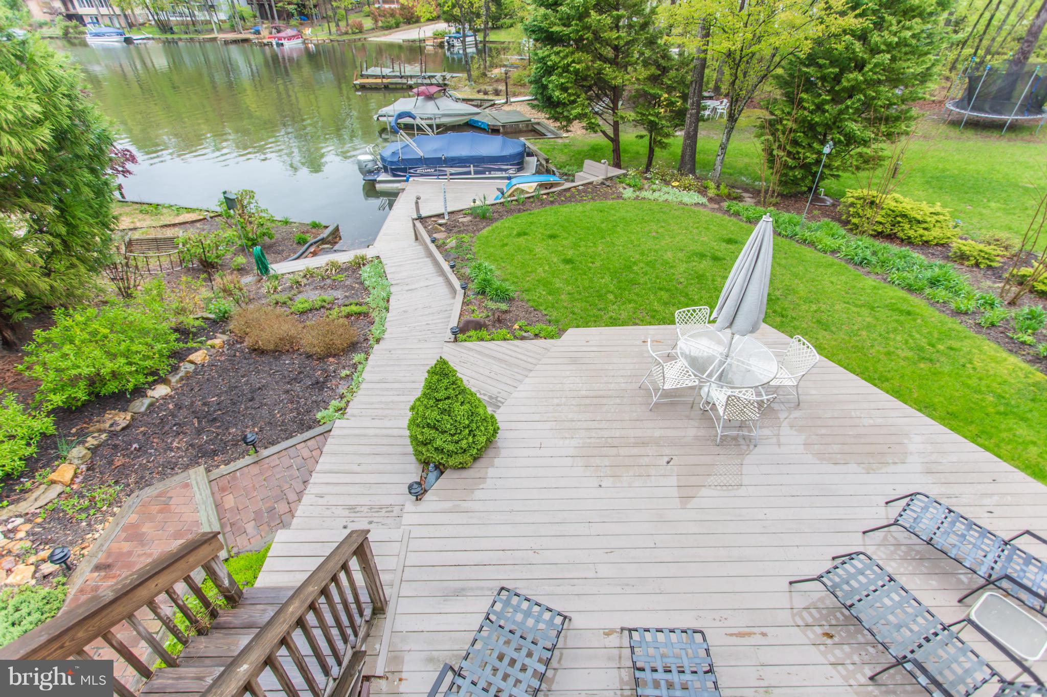 LAKE OF THE WOODS - Residential