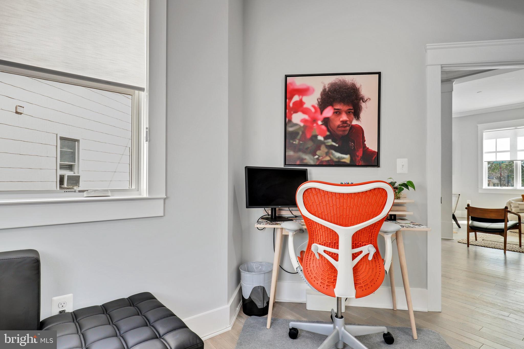 MURRAY HILL - Residential