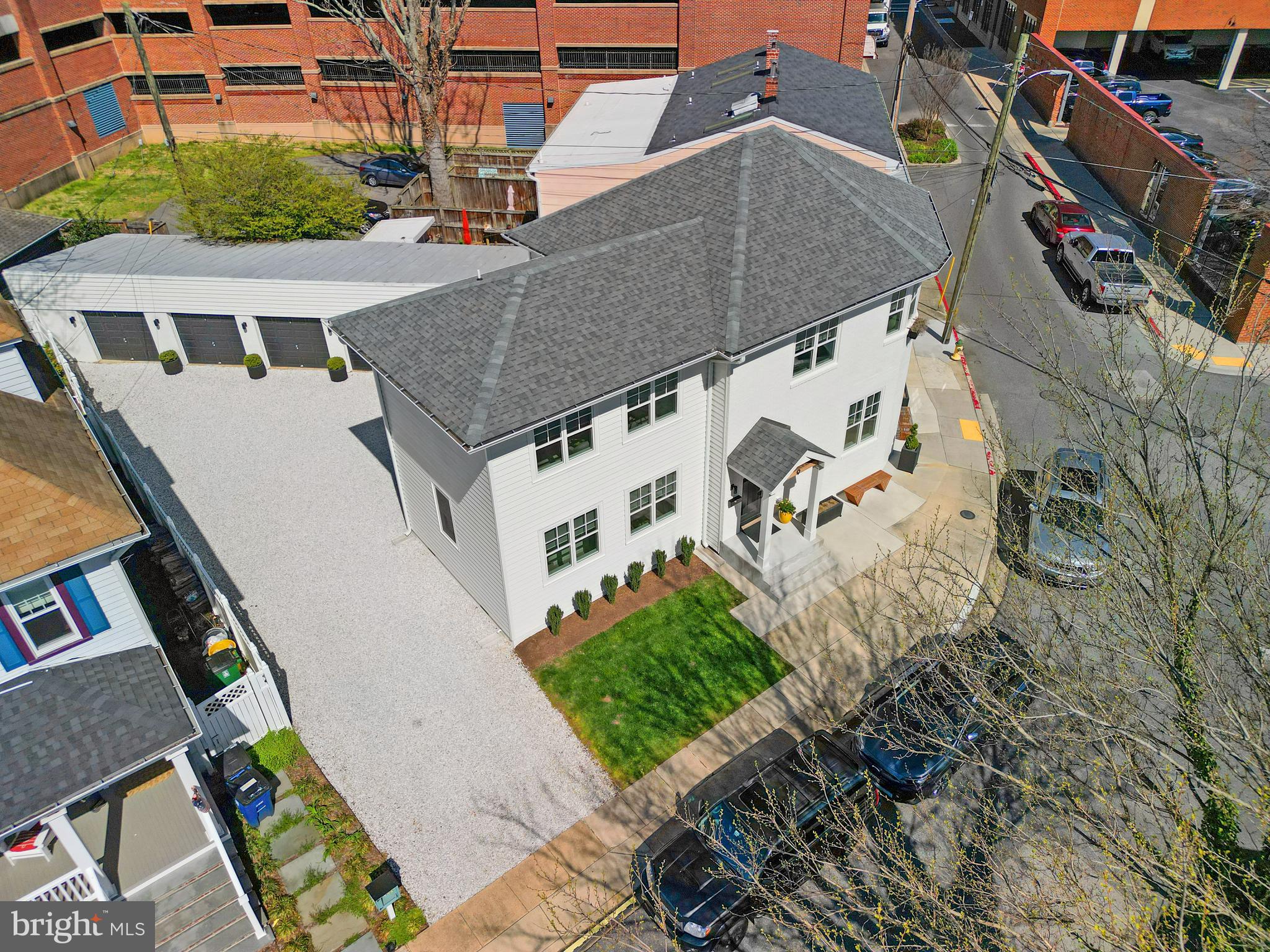 MURRAY HILL - Residential