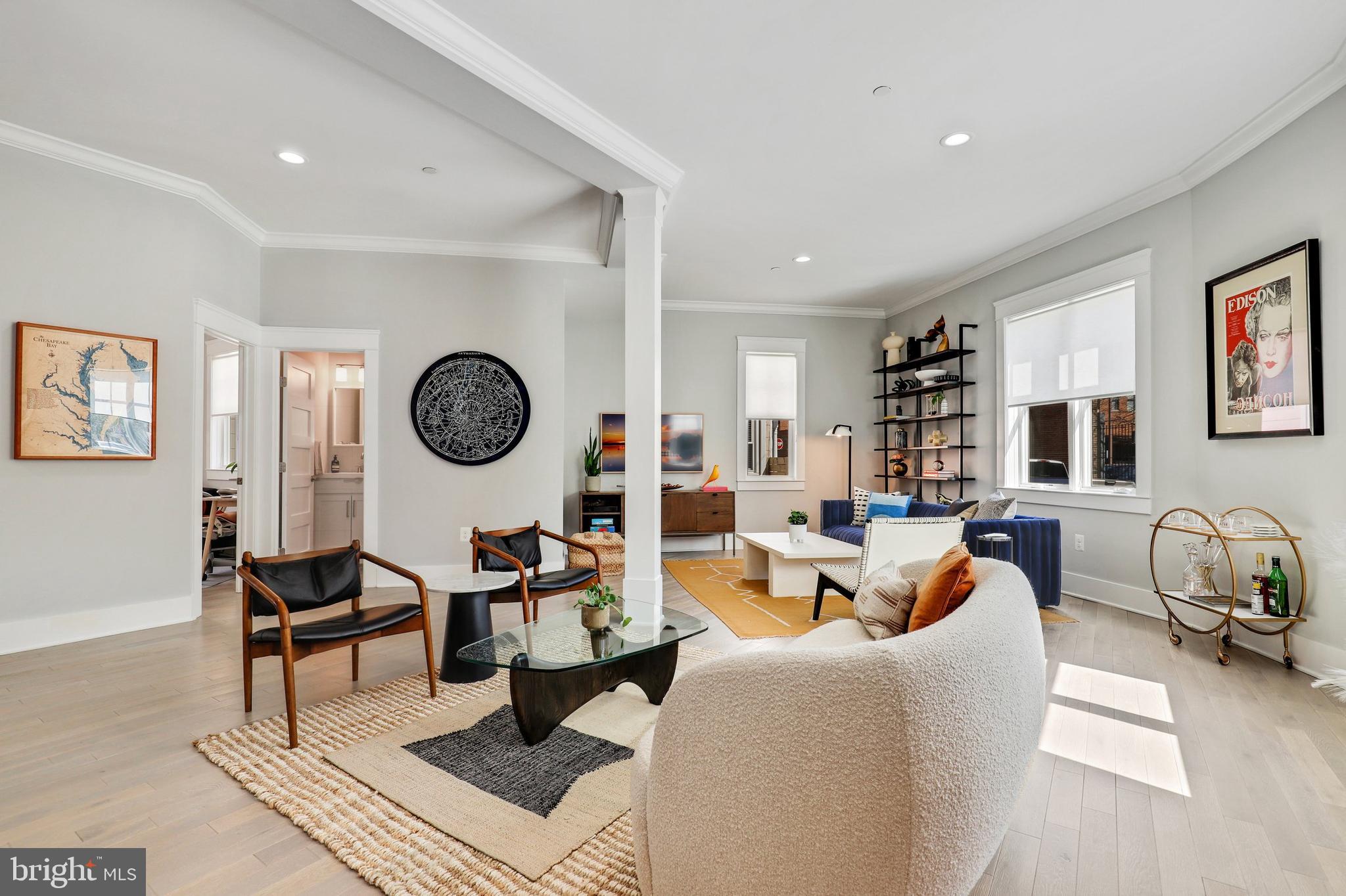 MURRAY HILL - Residential