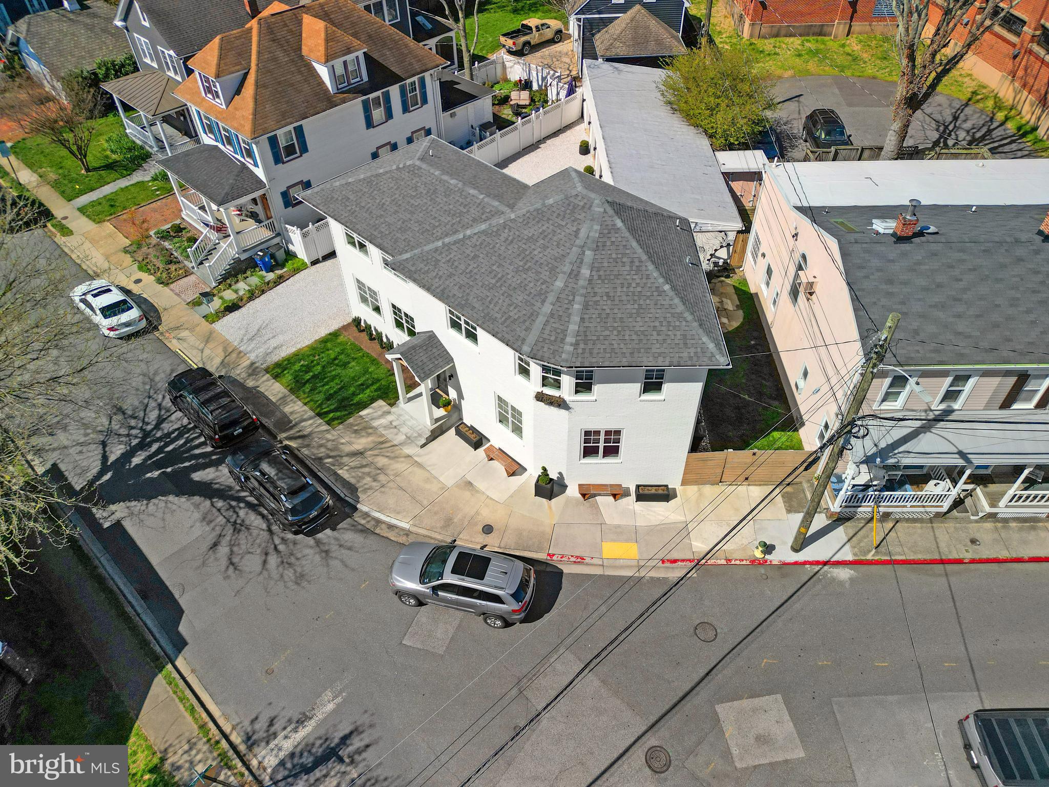 MURRAY HILL - Residential