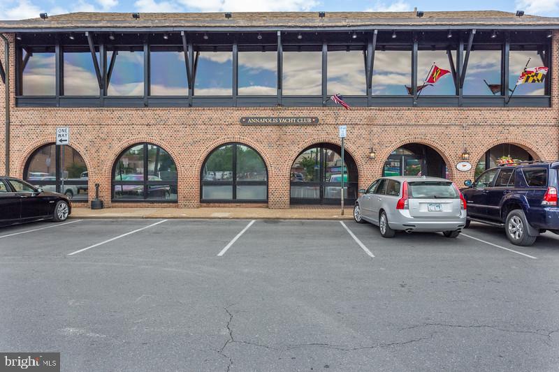 MURRAY HILL - Residential